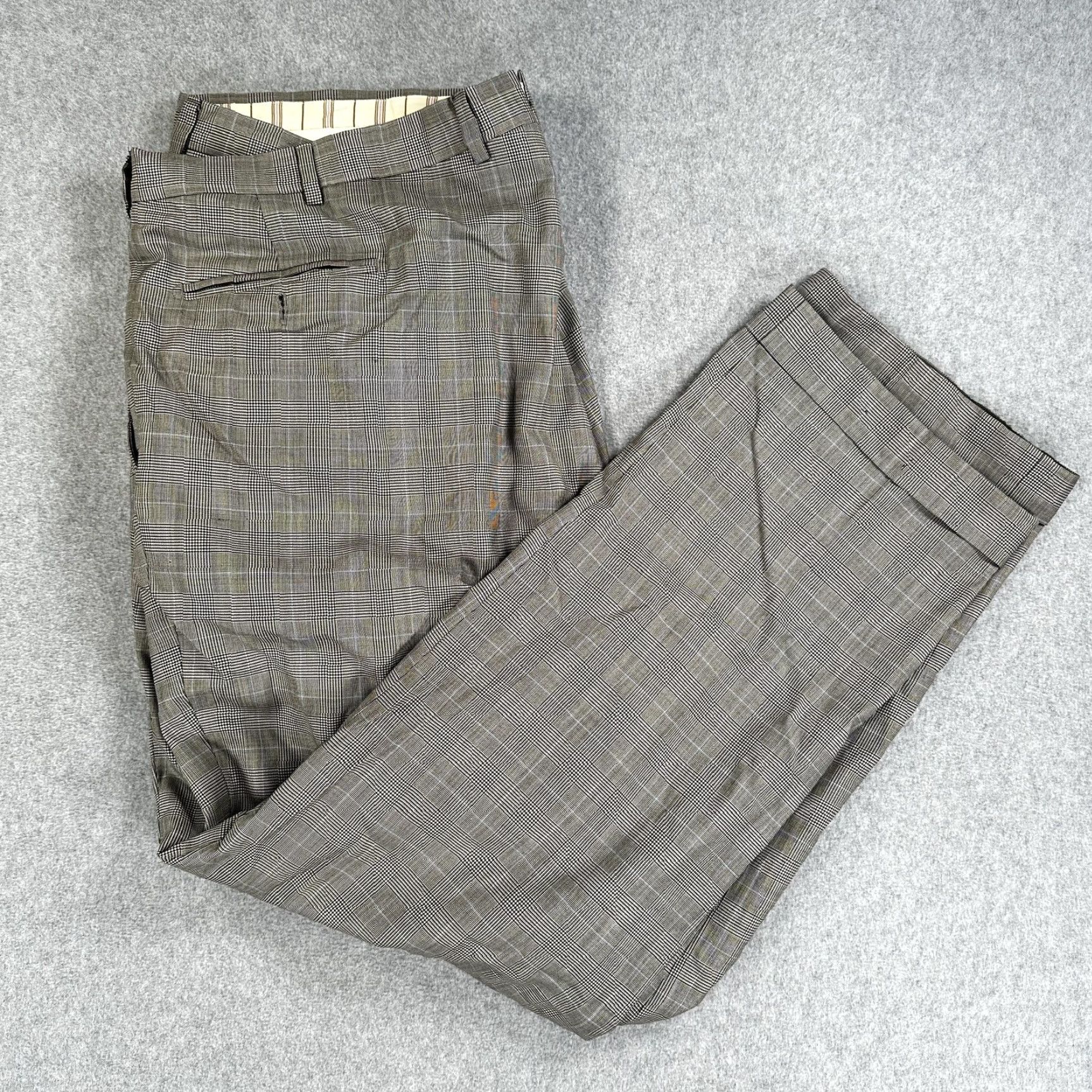 Ermenegildo Zegna VINTAGE Ermenegildo Zegna Dress Pants Mens 44x32 Gray Plaid Su Misura Made Switzerland Size US 44 / EU 60 - 2 Thumbnail