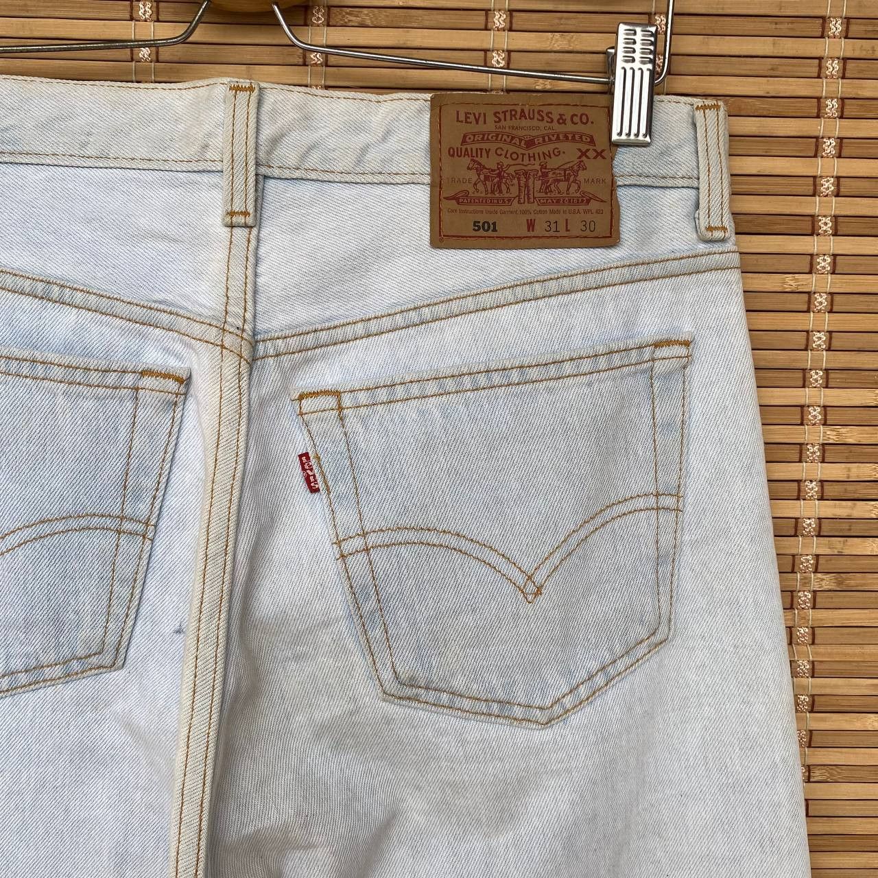 Levi's Vintage Clothing W30X30" VINTAGE 94 LEVIS 501 DISTRESSED LIGHTWASH DENIM Size US 30 / EU 46 - 7 Thumbnail