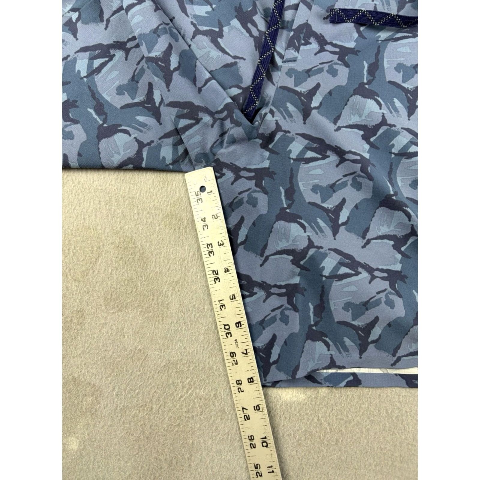 Patagonia Patagonia Shorts Mens 33 Camo Wavefarer Board Swim Trunks Hiking Outdoor Casual Board Shorts Mens Regular Blue 90s? Size US 35 - 7 Thumbnail