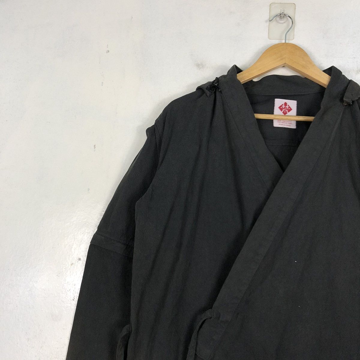 Japanese Brand 🖤SEND OFFER 🖤 BON MADE IN JAPAN KIMONO Size US M / EU 48-50 / 2 - 6 Thumbnail