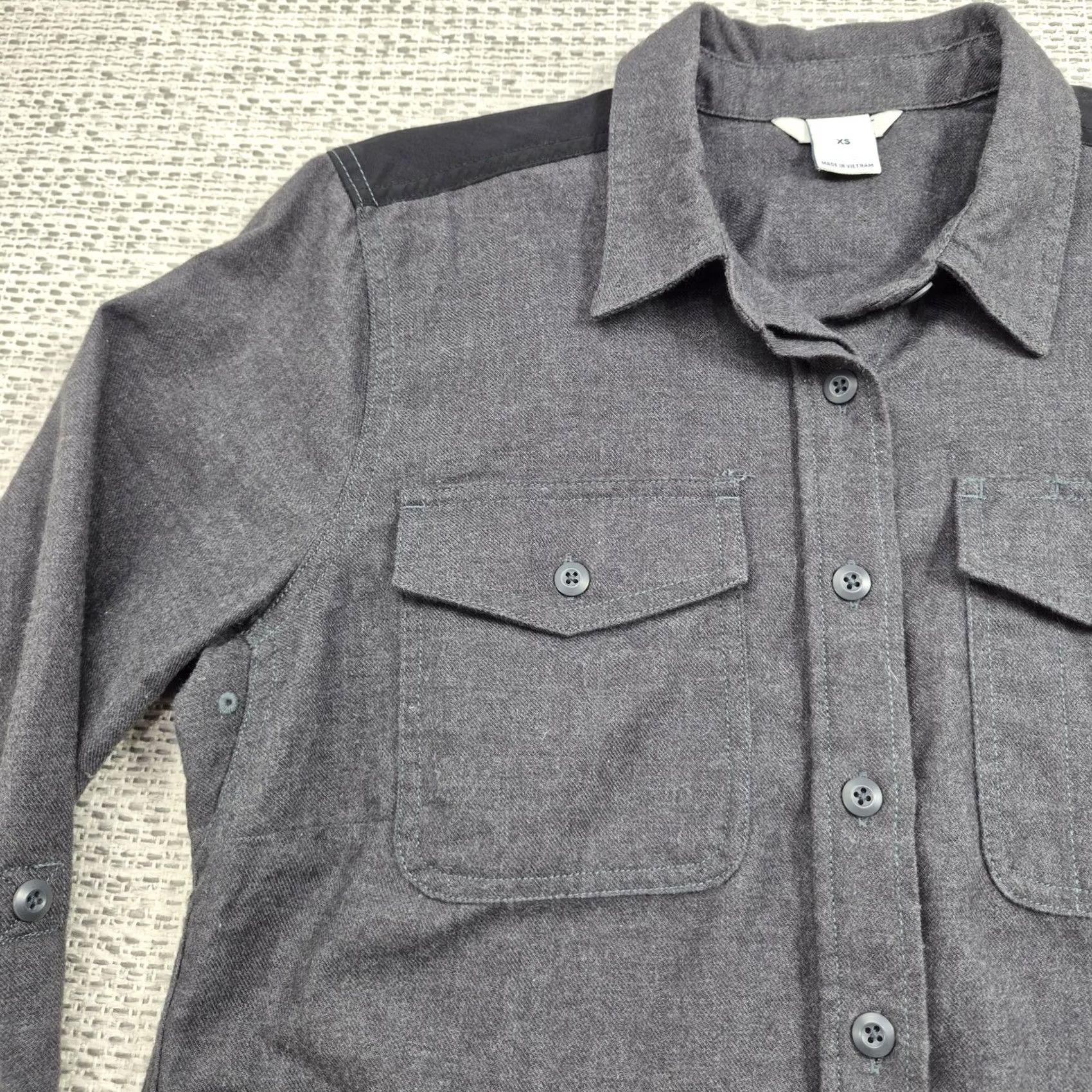 Duluth Trading Company Duluth Trading Co Shirt Jacket Womens XS Gray Flannel Button Front Elbow Patch Size XS / US 0-2 / IT 36-38 - 6 Thumbnail