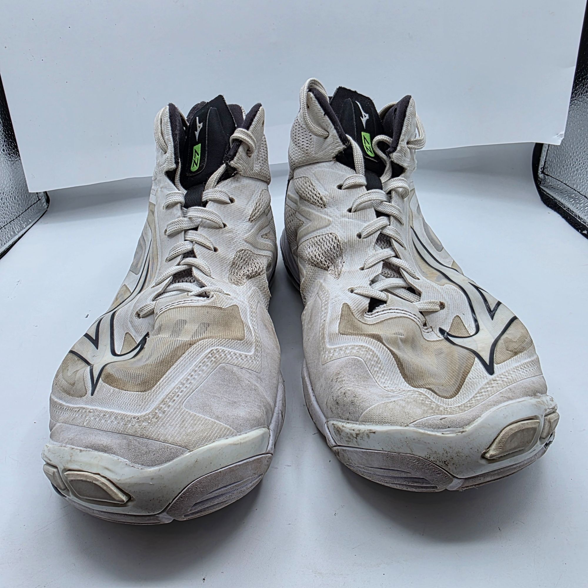 Mizuno Mizuno Wave Lightning Z7 Mens Size 11 Volleyball Shoes White Size US 11 / EU 44 - 2 Thumbnail