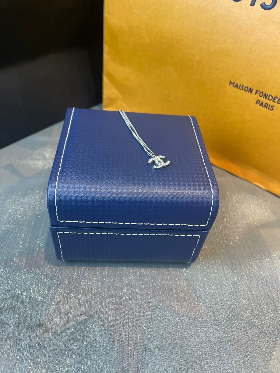 Chanel Chanel Diamond Double C Necklace Size ONE SIZE - 1 Thumbnail
