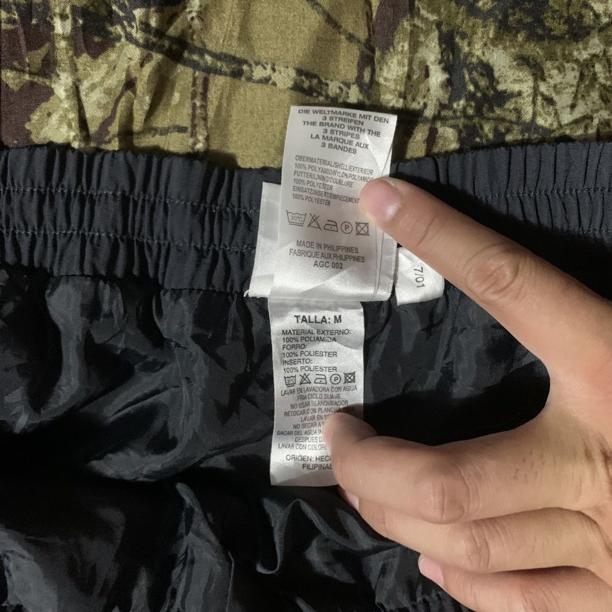 Adidas Vintage Adidas Parachute Pants Size US 32 / EU 48 - 8 Thumbnail