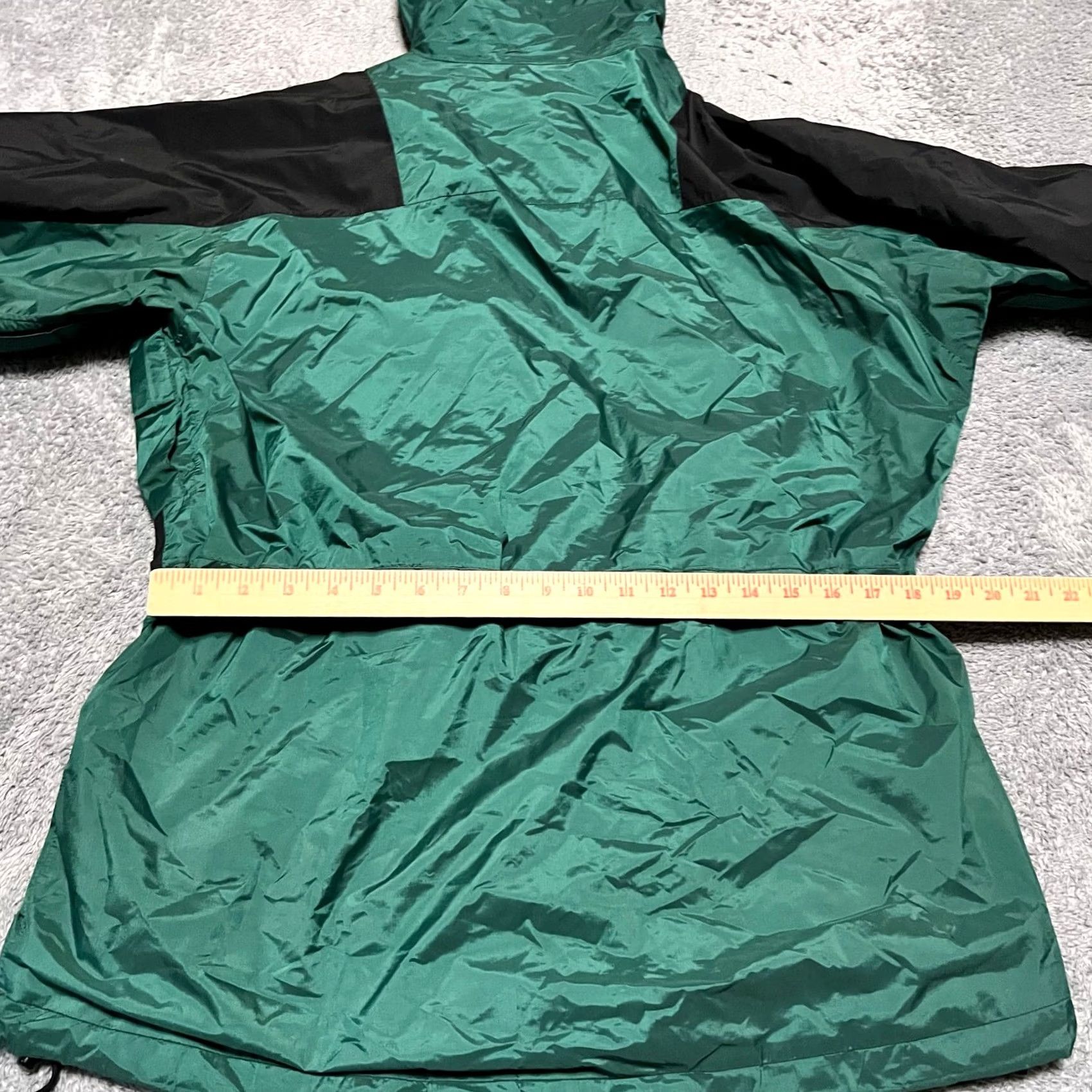 The North Face VINTAGE The North Face Jacket Mens M Green Goretex Rain Mountain 90s Mens Jacket Dark Green Rain Coat Nylon Mountain Goretex Rain Mens Size US M / EU 48-50 / 2 - 6 Thumbnail