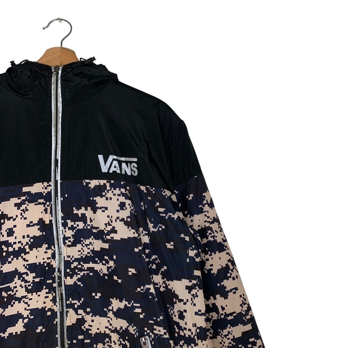 Vans VANS Of The Wall Digital Camo Hoodie Jacket #0455-C21 Size US XL / EU 56 / 4 - 5 Thumbnail