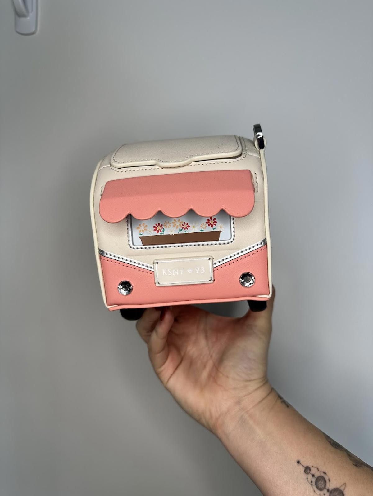 Other NWT Kate Spade Day Tripper Camper Van Crossbody Bag Size ONE SIZE - 2 Thumbnail