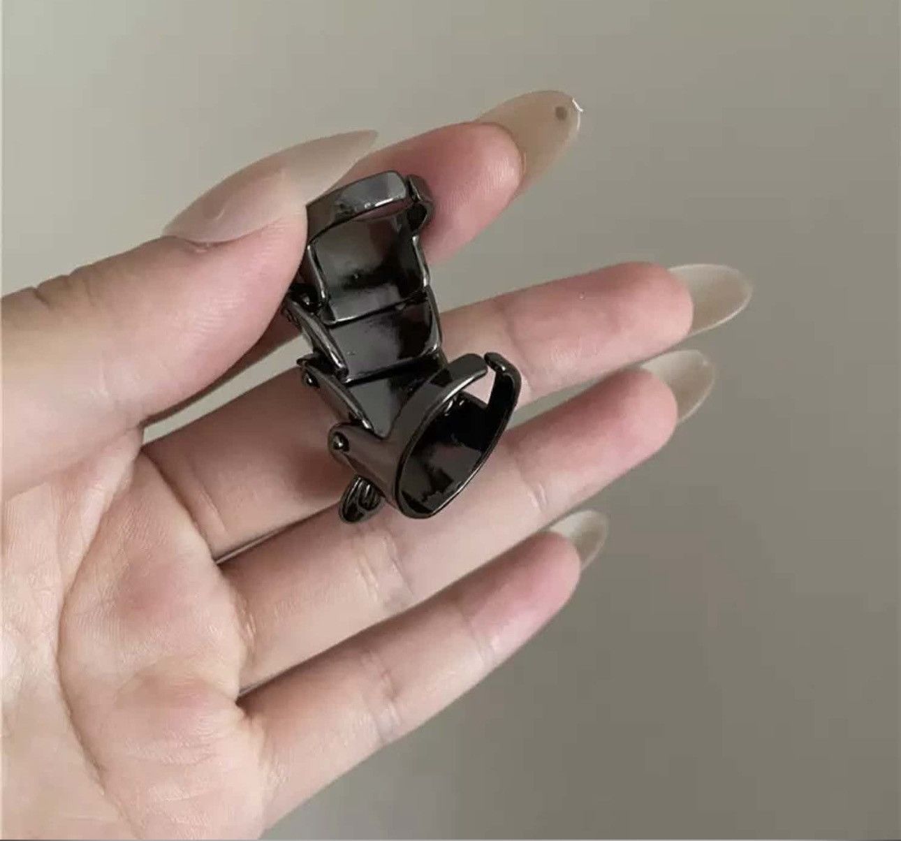 Jewelry Size us8 Armor Ring Rock Style Size ONE SIZE - 3 Thumbnail