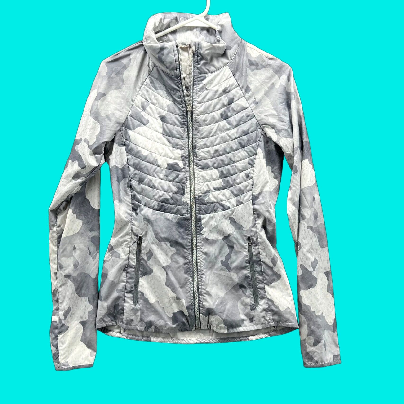 Athleta VINTAGE Athleta Jacket Womens XXS Gray Camo Elevation Quilted Reflective Primaloft Fill Windbreaker Full Zip Lightweight Size XXS / US 00 / IT 34 - 1 Thumbnail