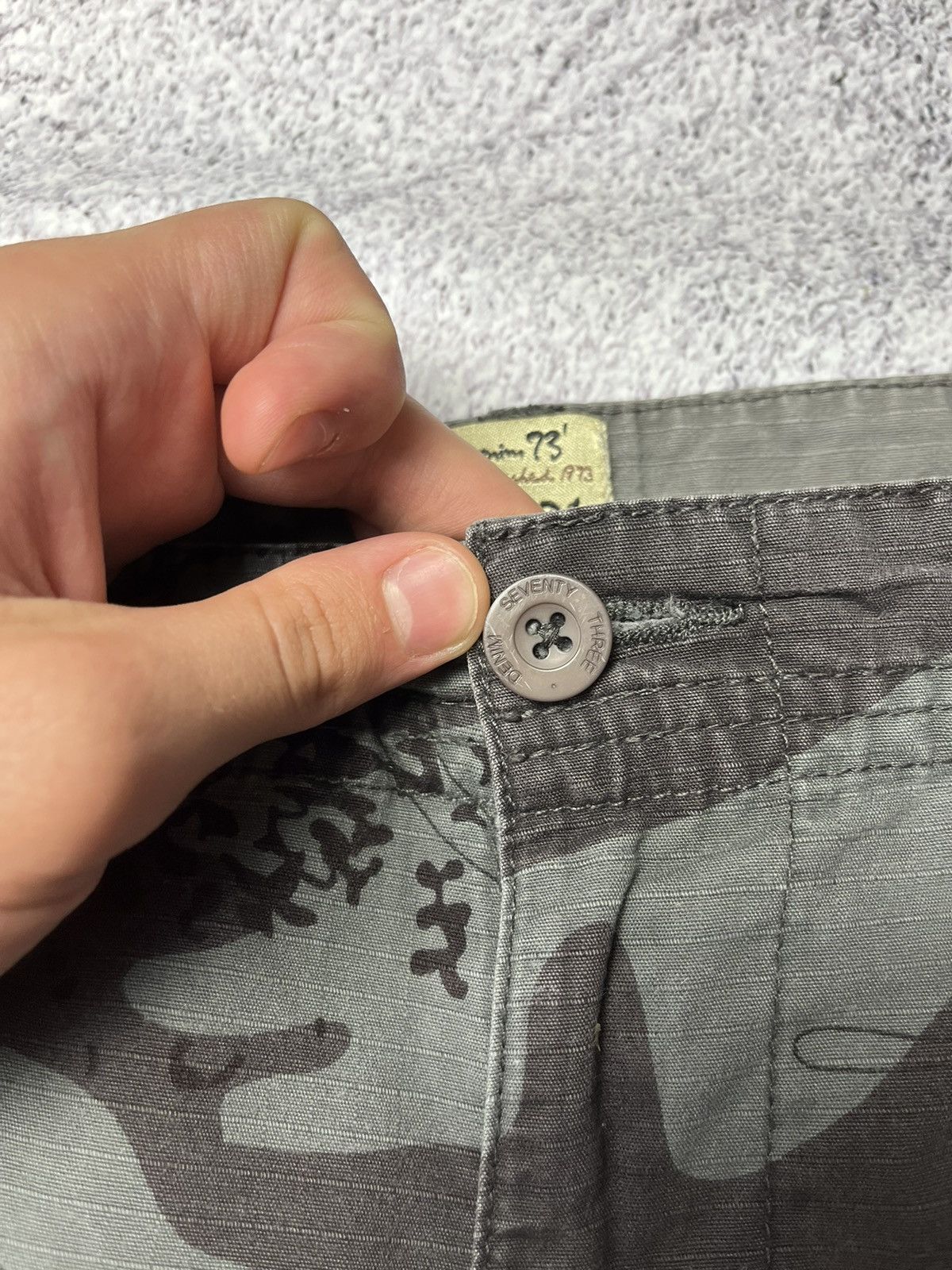 Japanese Brand VINTAGE FADED STREETWEAR CAMO CARGO PANTS Y2K Size US 32 / EU 48 - 9 Thumbnail