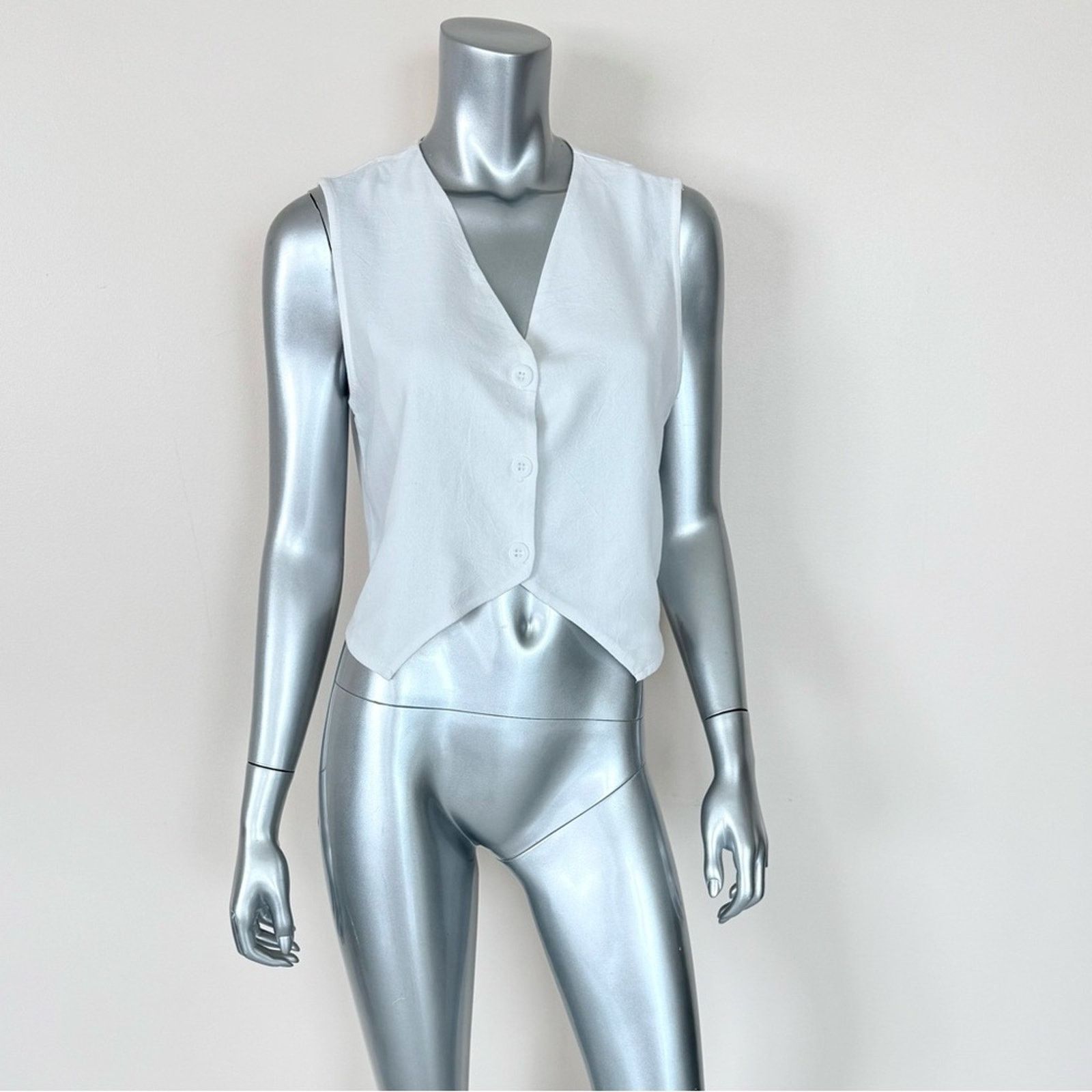 Other Women tank white top size 6 US Size M / US 6-8 / IT 42-44 - 2 Thumbnail