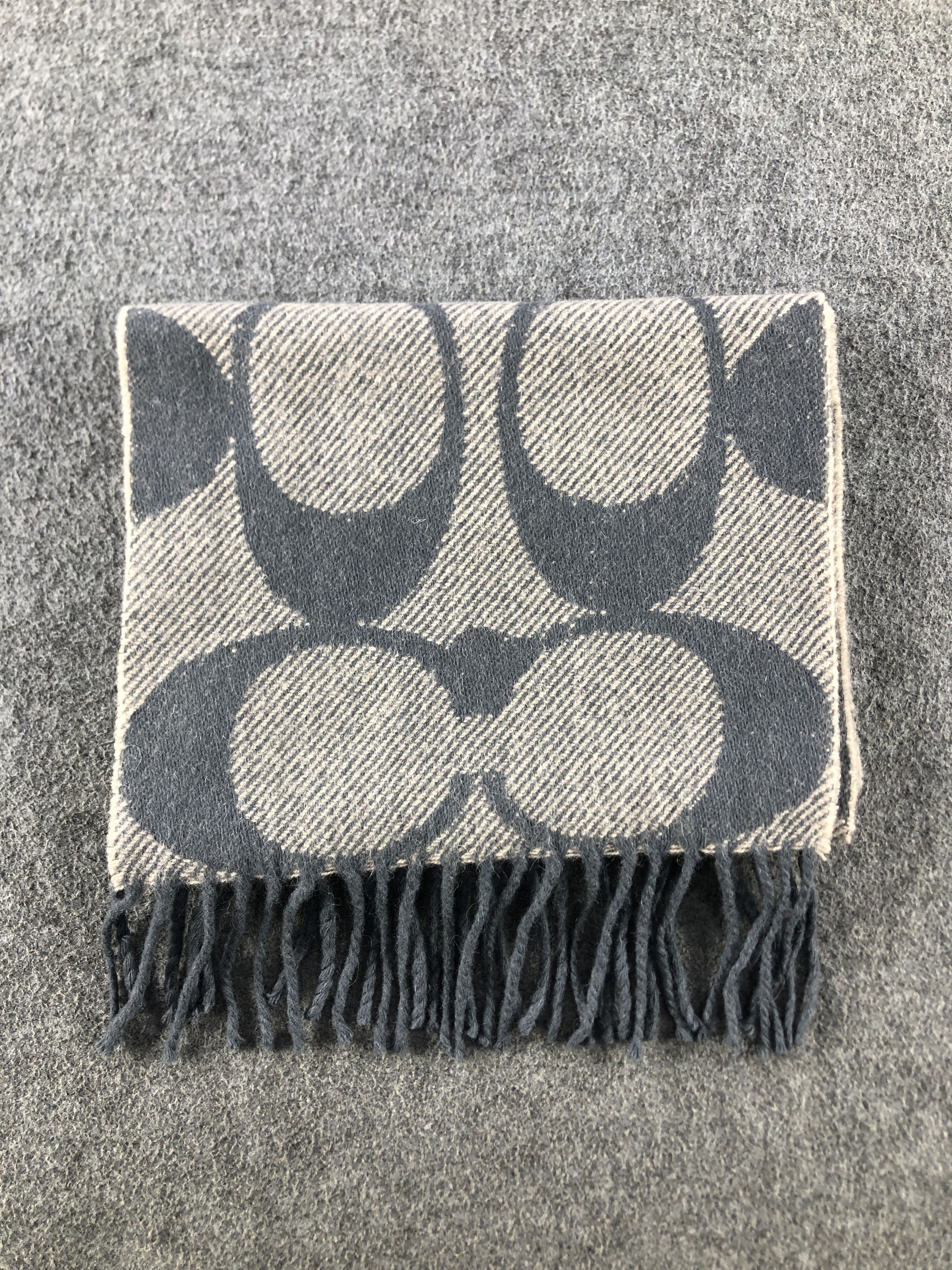 Coach Coach Monogram Scarf / Muffler / Neckwear P714 Size ONE SIZE - 6 Thumbnail