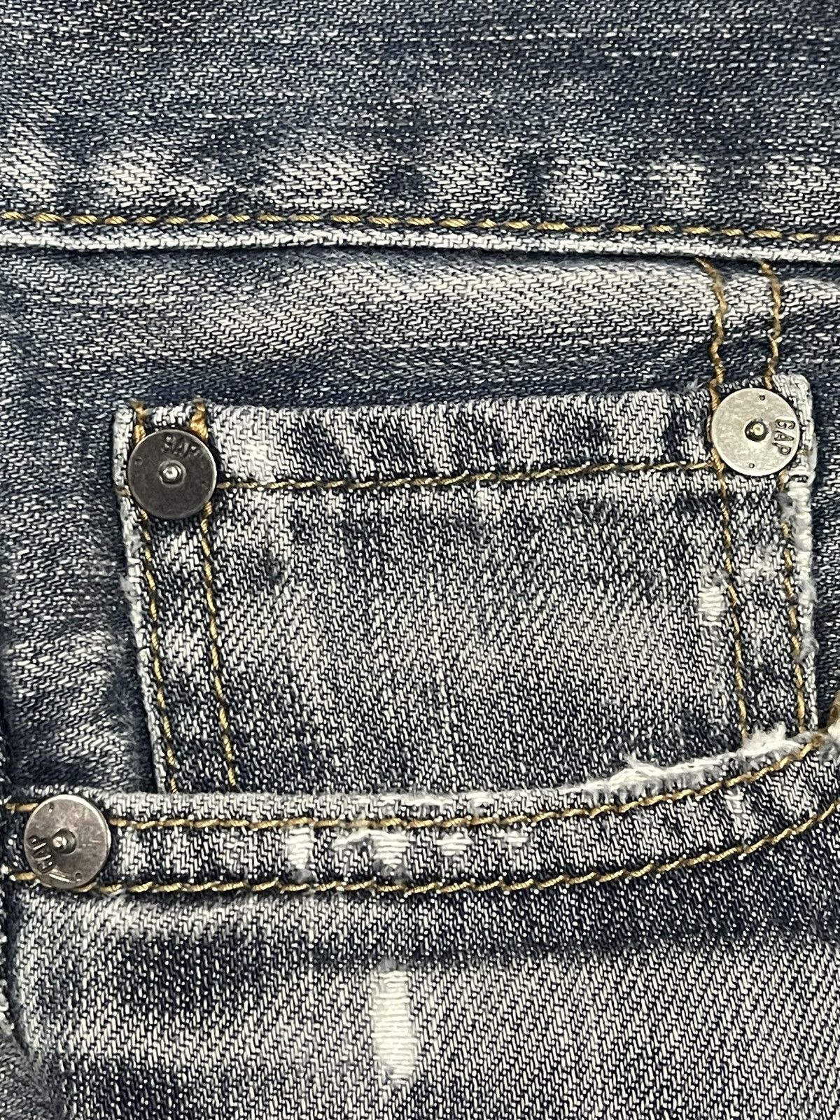 Gap Vintage Gap Blue Faded Wash Style Distressed Loose Jeans Size US 32 / EU 48 - 9 Thumbnail