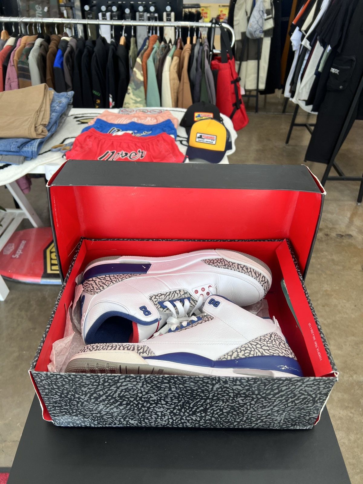 Jordan Brand Air Jordan 3 True Blue Sz. 12 (2016) Size US 12 / EU 45 - 10 Thumbnail