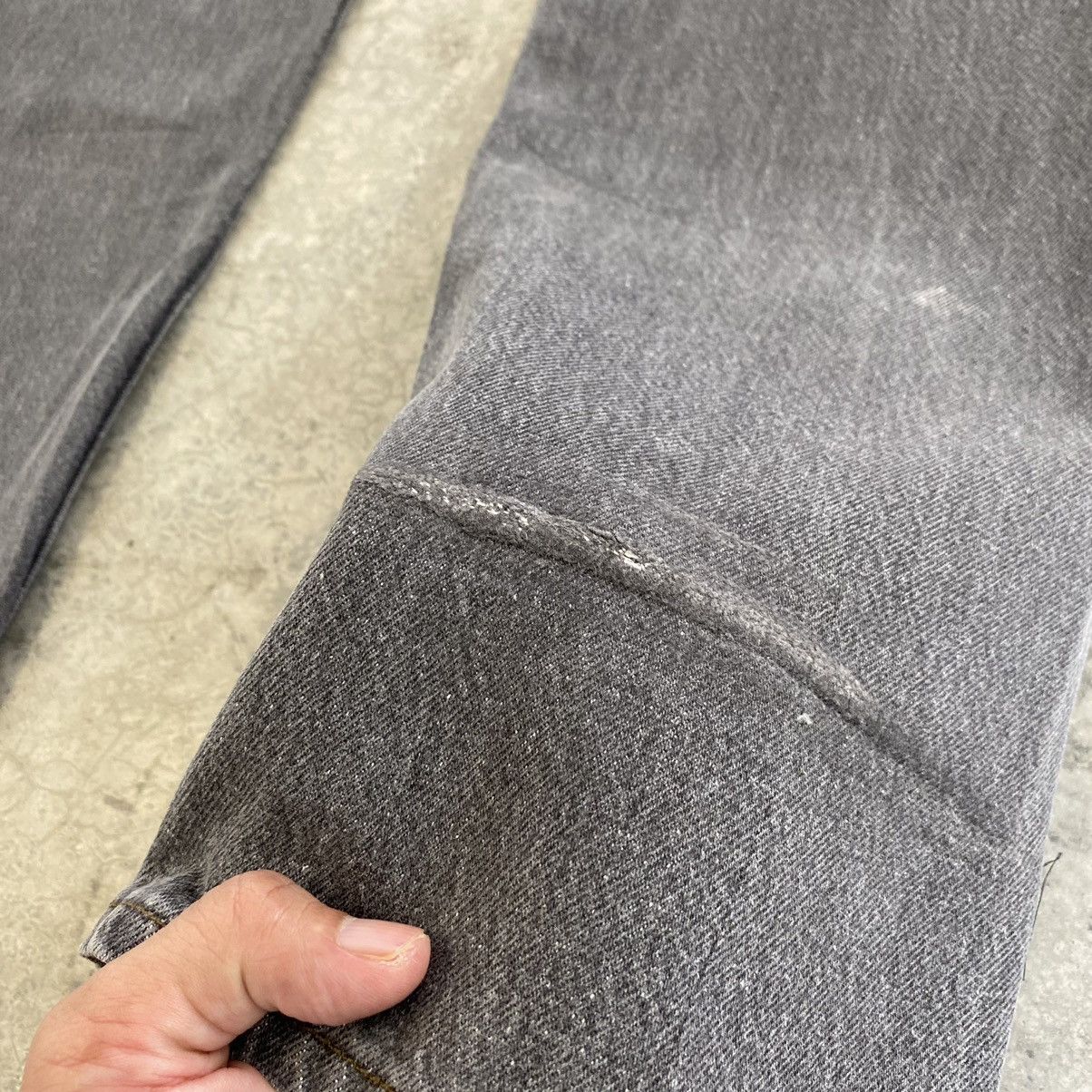 Levi's × Vintage Size 31x33.5 Vintage 1993 Levis 501 Ash Grey Jeans Size US 31 - 18 Thumbnail