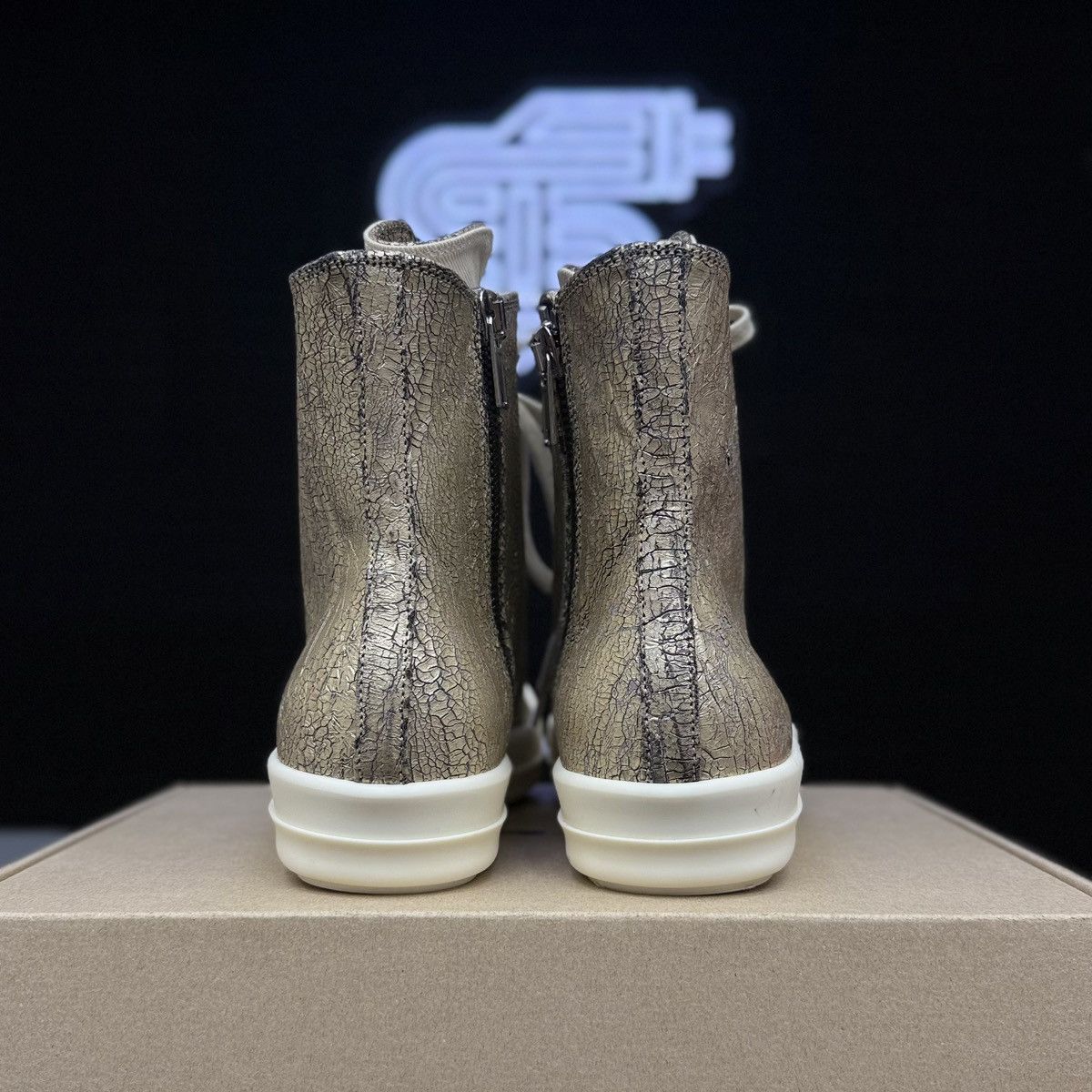 Rick Owens Drkshdw Rick Owens Hightop Megacrust Ramones Gold/Milk Size US 12 / EU 45 - 5 Thumbnail