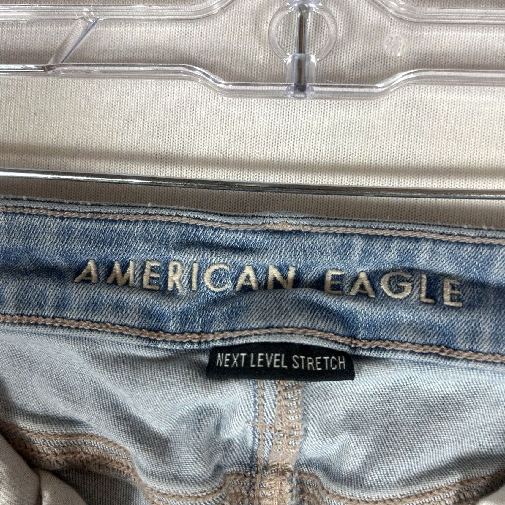 American Eagle Outfitters American Eagle Next Level Stretch Jegging Light Wash Mid 4S 25 in Inseam Womens Jeans Size 27" / US 4 / IT 40 - 4 Thumbnail