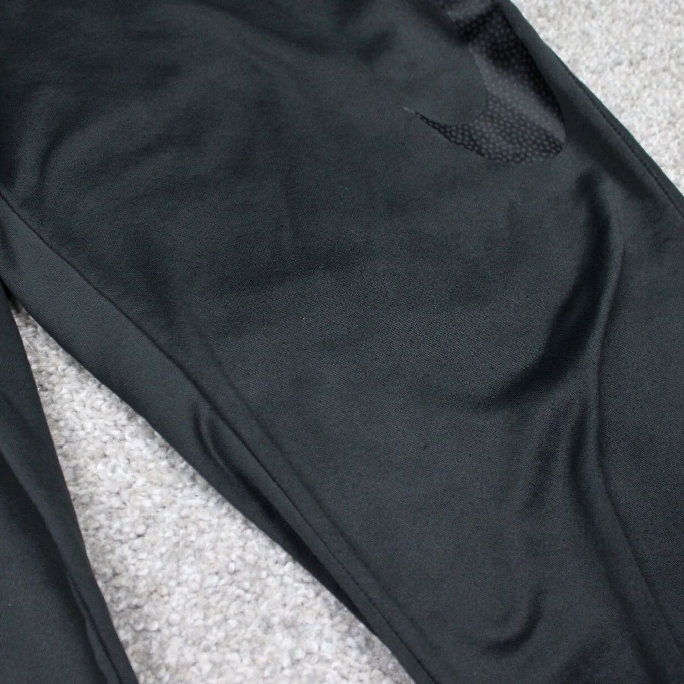 Nike Nike Therma Basketball Pants Men Medium Gray Dri-Fit Polyester 30" inseam Size US 31 - 4 Thumbnail