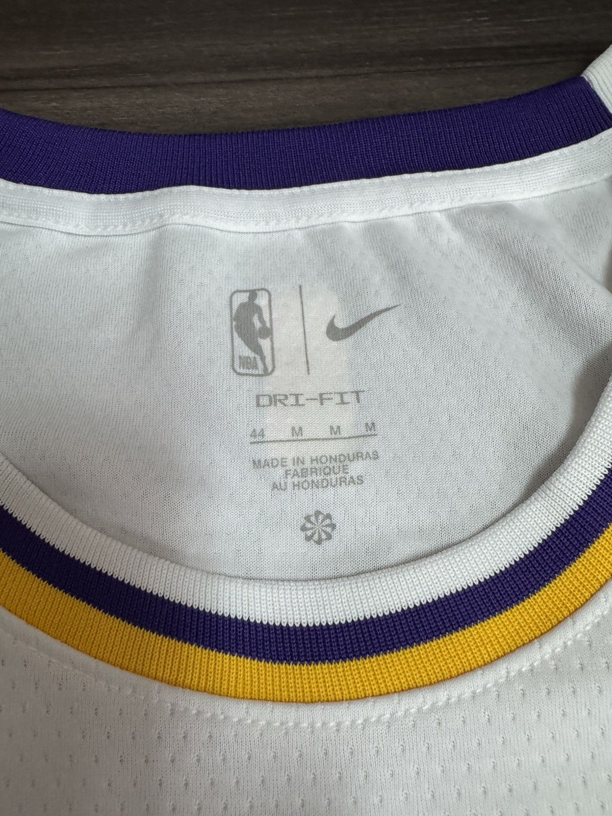Nike Los Angeles Lakers Anthony Davis #3 NBA Swingman Jersey Size US M / EU 48-50 / 2 - 4 Thumbnail