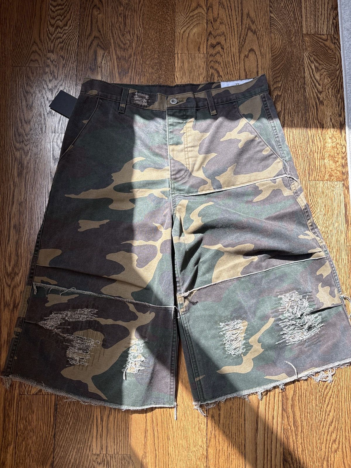K-Two Studios K two distressed camo pants Size US 32 / EU 48 - 2 Thumbnail