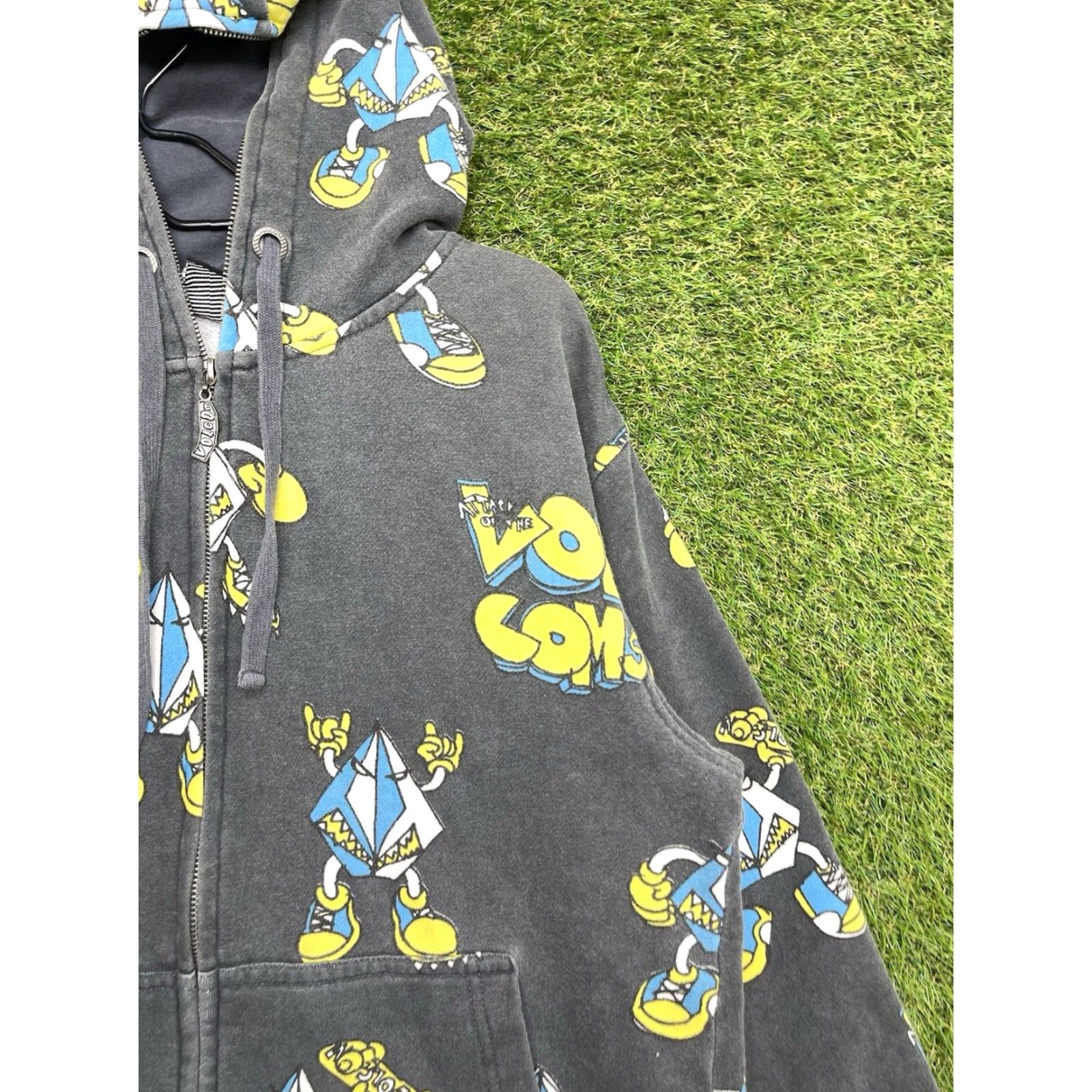 Volcom VINTAGE Volcom Hoodie AOP Mens Medium Gray All Over Print Zip Hooded Graphic Print Logo Zipper Full Zip Fall Spring Winter Skateboarding James? (Jess) Size US M / EU 48-50 / 2 - 2 Thumbnail