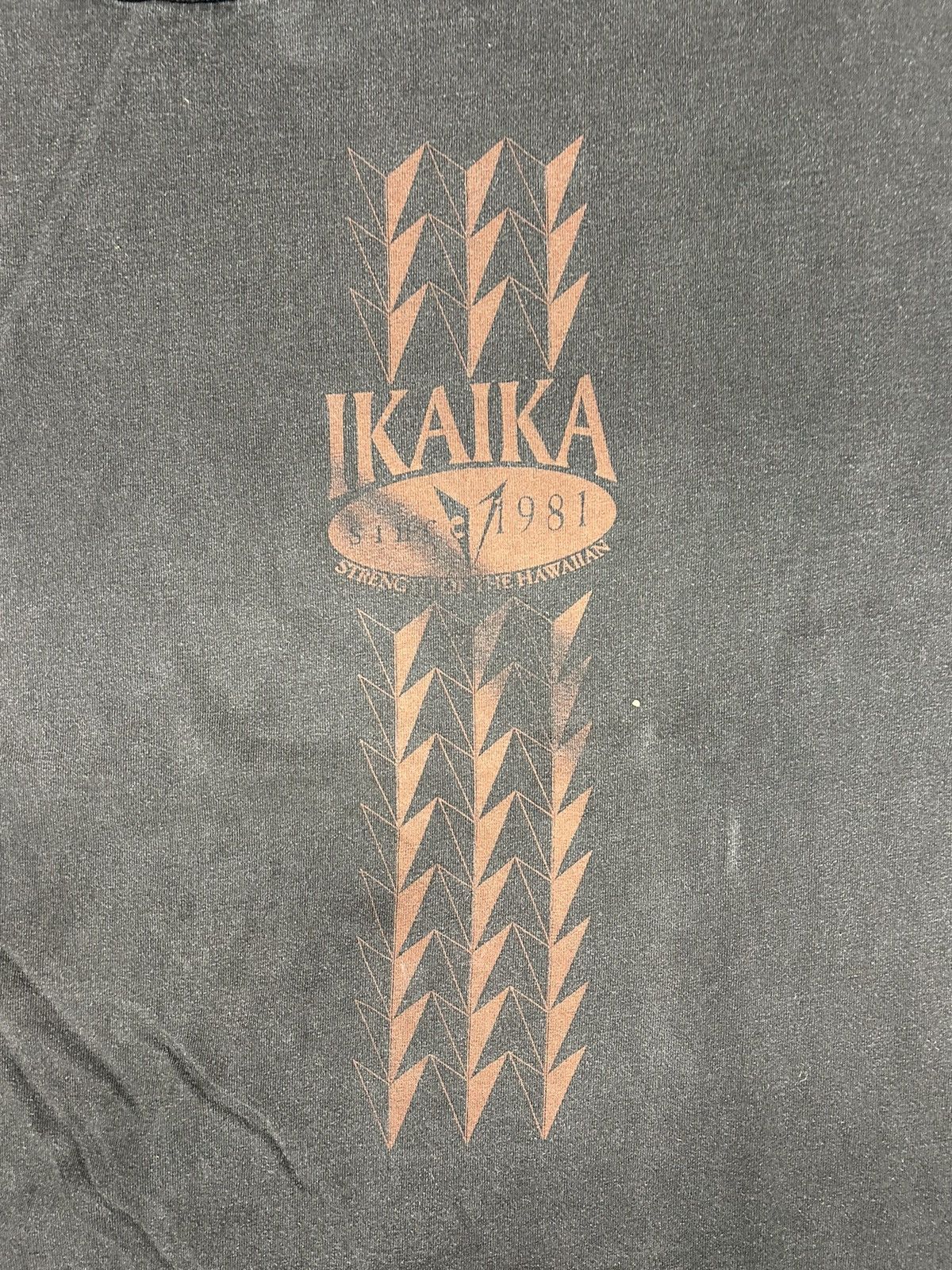 Japanese Brand × Vintage Crazy Vintage 90s Essential Black Faded Ikaika Tee Shirt Size US XL / EU 56 / 4 - 3 Thumbnail