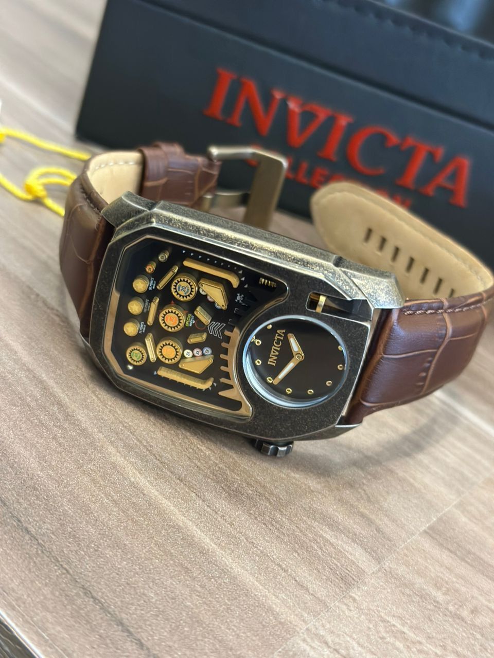 Invicta × Vintage Very Rare Invicta Pinball Watch Size ONE SIZE - 5 Thumbnail