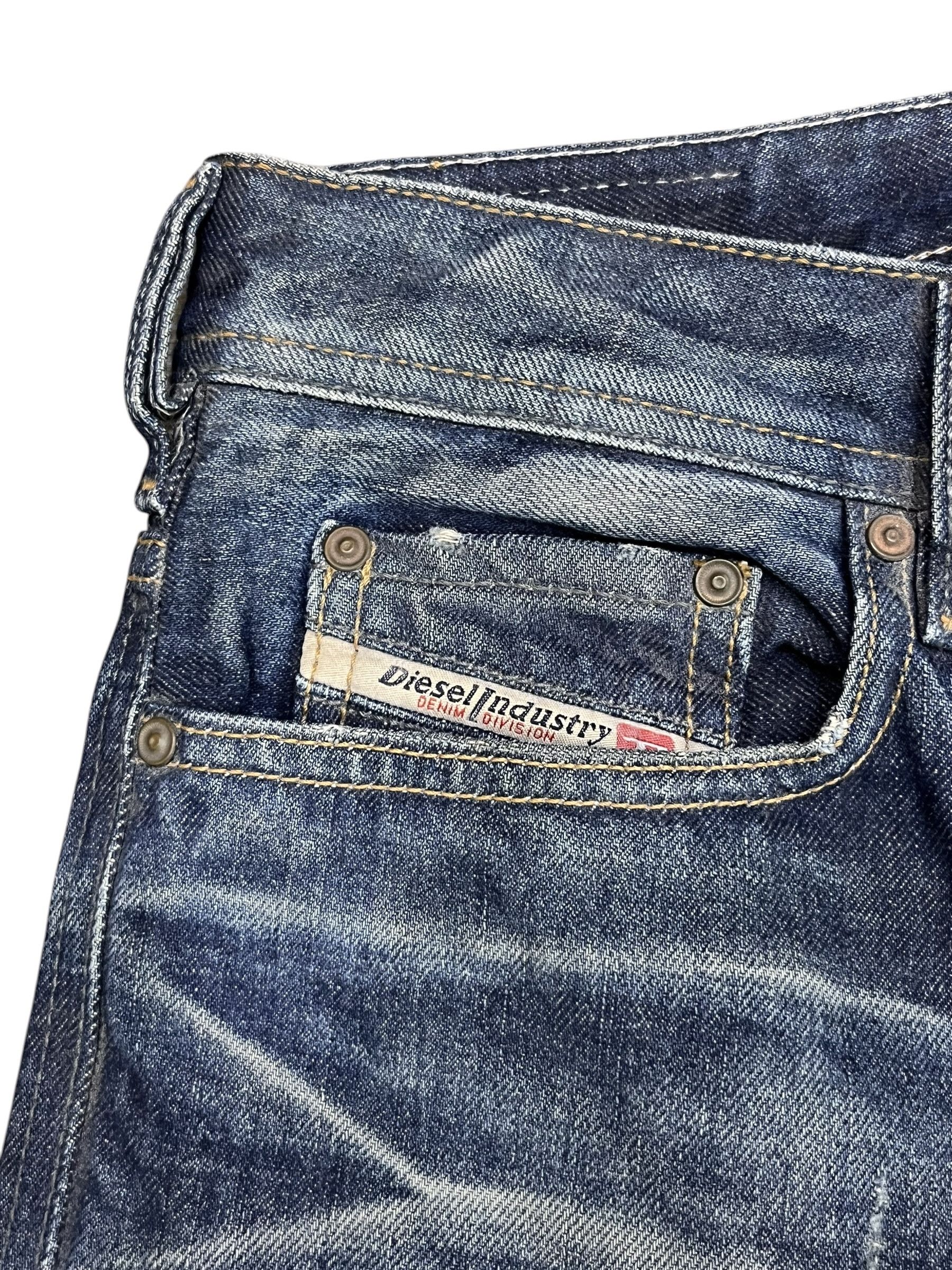 Diesel RARE🔥Vintage DIESEL ZATINY Mud Wash Regular Bootcut Flare💥 Size US 29 - 8 Thumbnail