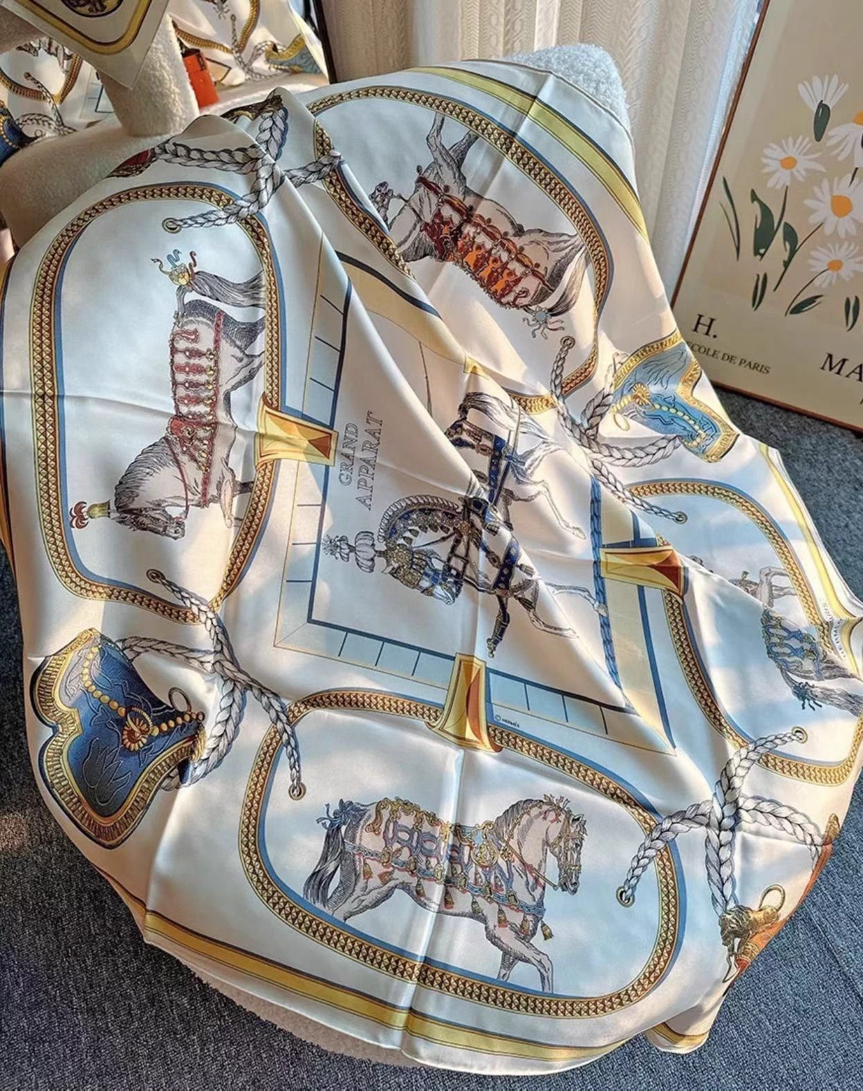 Hermes Hermès Carriage Feast 100% Silk 90x90 Scarf Boxed On Sale Size ONE SIZE - 8 Thumbnail