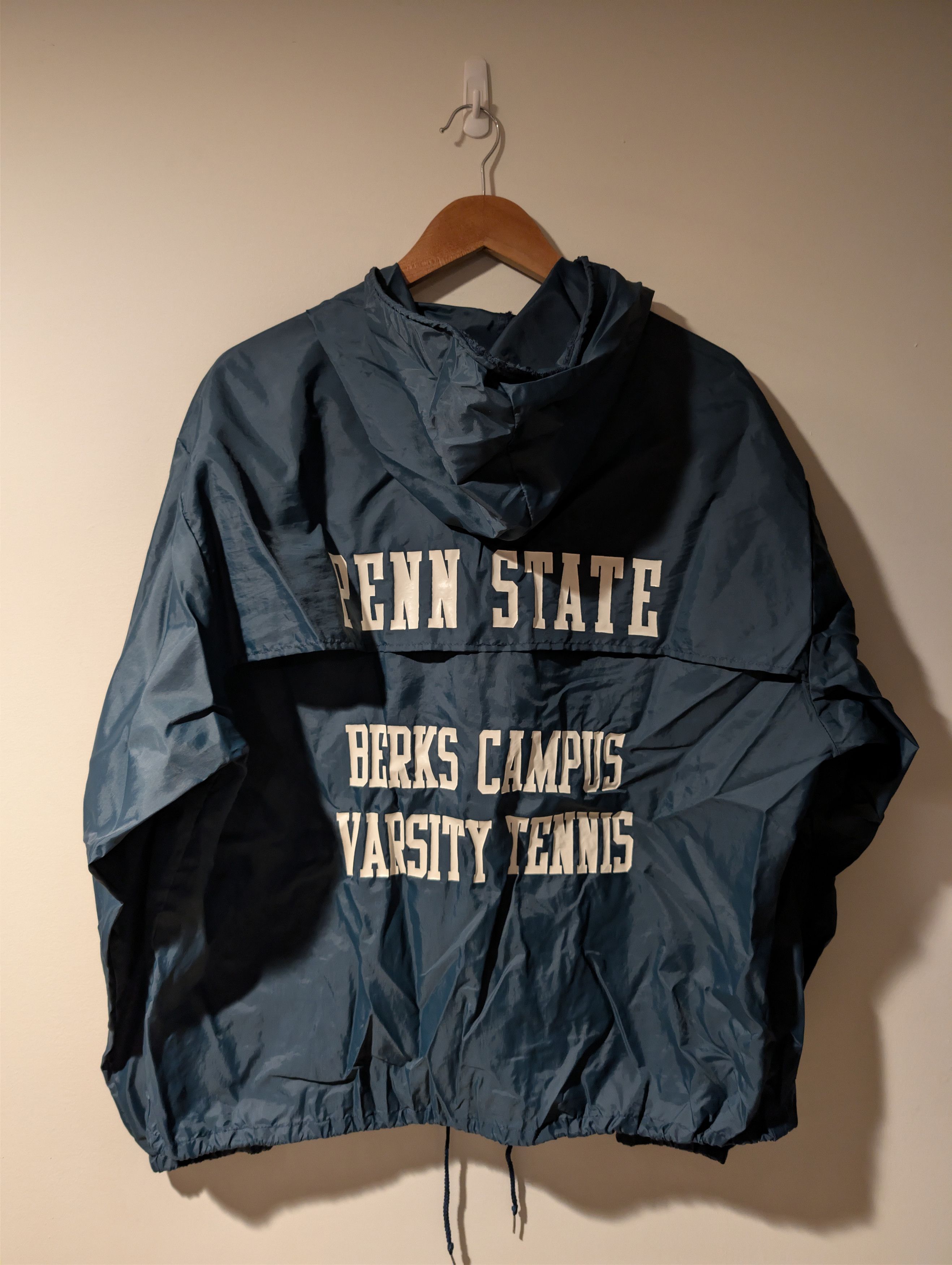 NCAA Vintage 90s Penn State Berks Campus Light Weight Windbreaker Size US XL / EU 56 / 4 - 1 Thumbnail