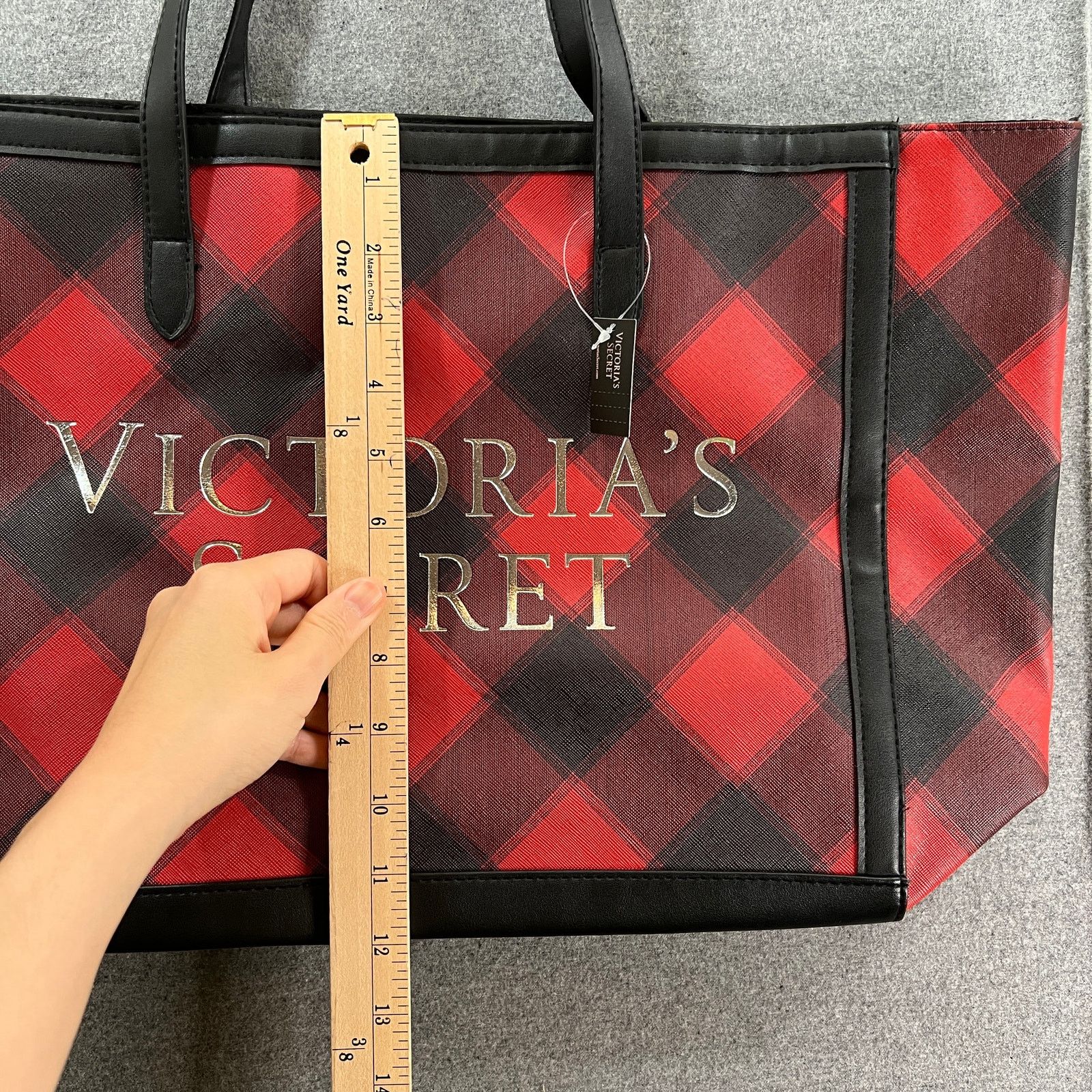 Victoria's Secret Victoria's Secret Women Red Plaid Handbags Size ONE SIZE - 4 Thumbnail