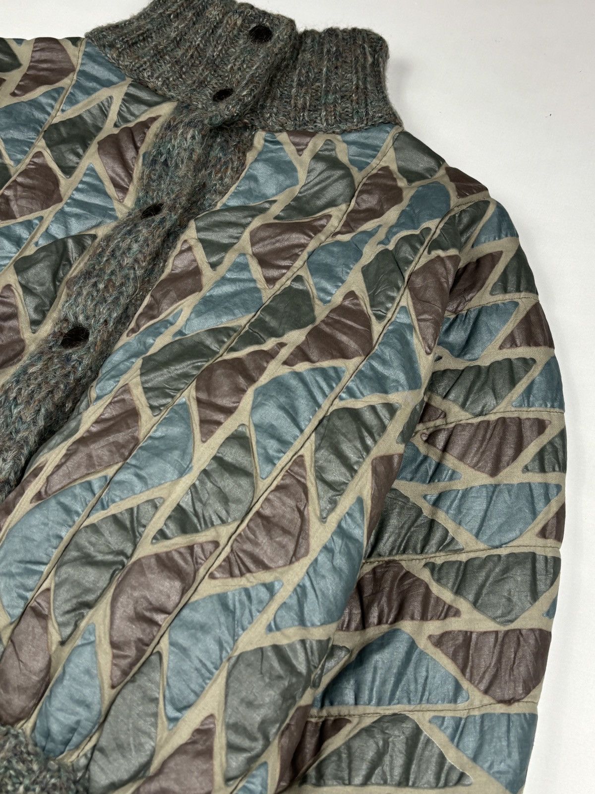 Issey Miyake 1980s Archived Quilted Pattern Wool Knit Jacket Size US L / EU 52-54 / 3 - 5 Thumbnail
