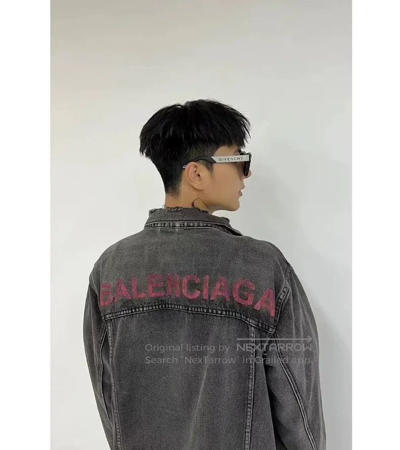 Balenciaga Balenciaga Distressed Logo Denim Jacket Size XXS / US 00 / IT 34 - 8 Thumbnail