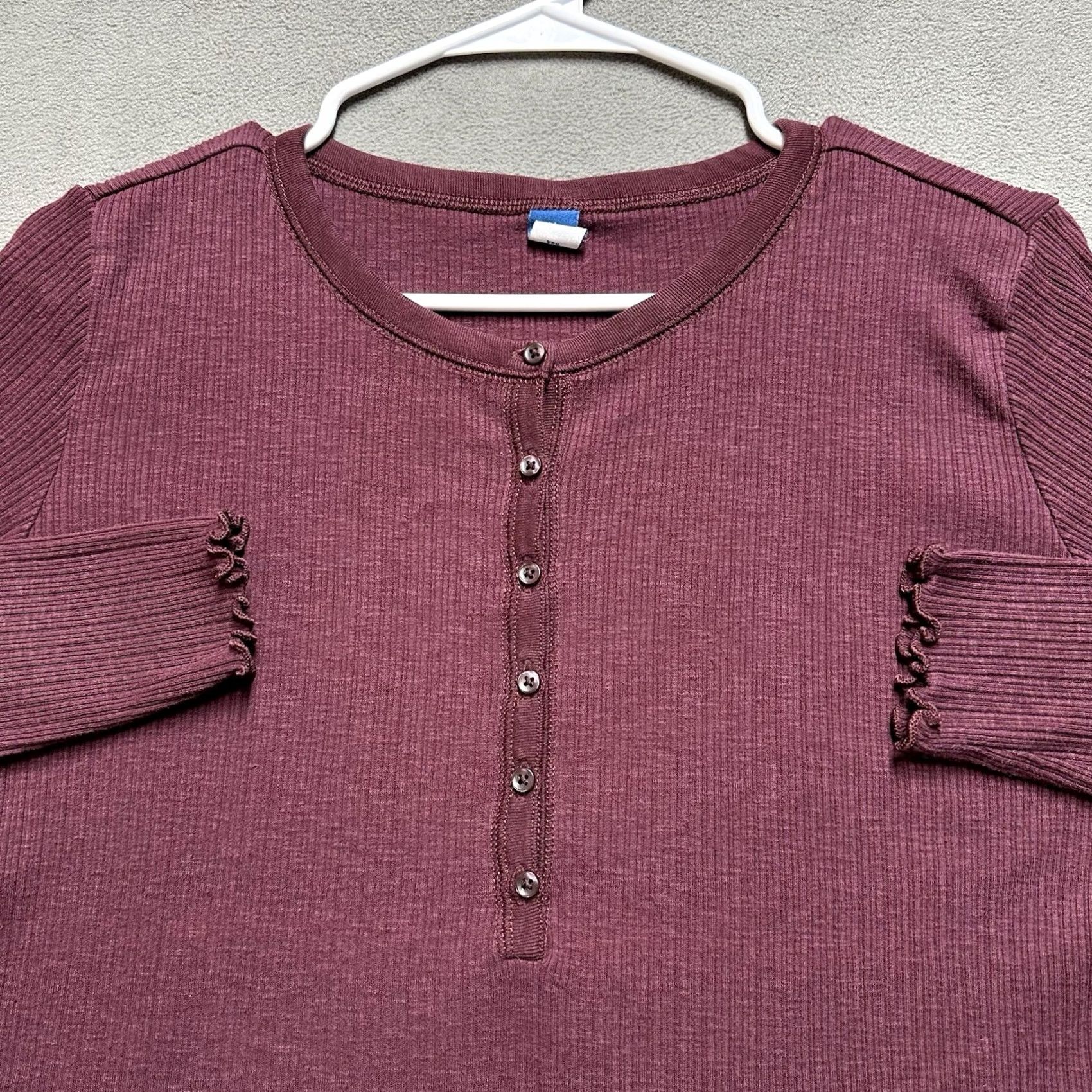 Old Navy Old Navy Shirt Womens M Maroon Red Henley Long Sleeve Slim Rib Knit Lettuce Edge Size M / US 6-8 / IT 42-44 - 3 Thumbnail