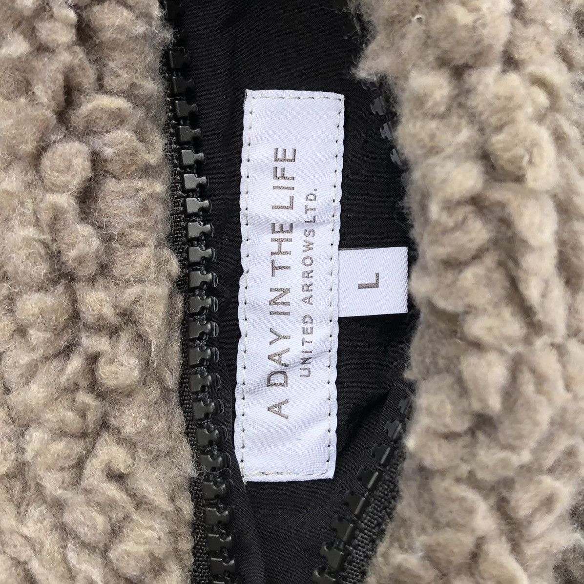 United Arrows United Arrow Fleece Reversible With Hoodie Jacket Size US L / EU 52-54 / 3 - 14 Thumbnail