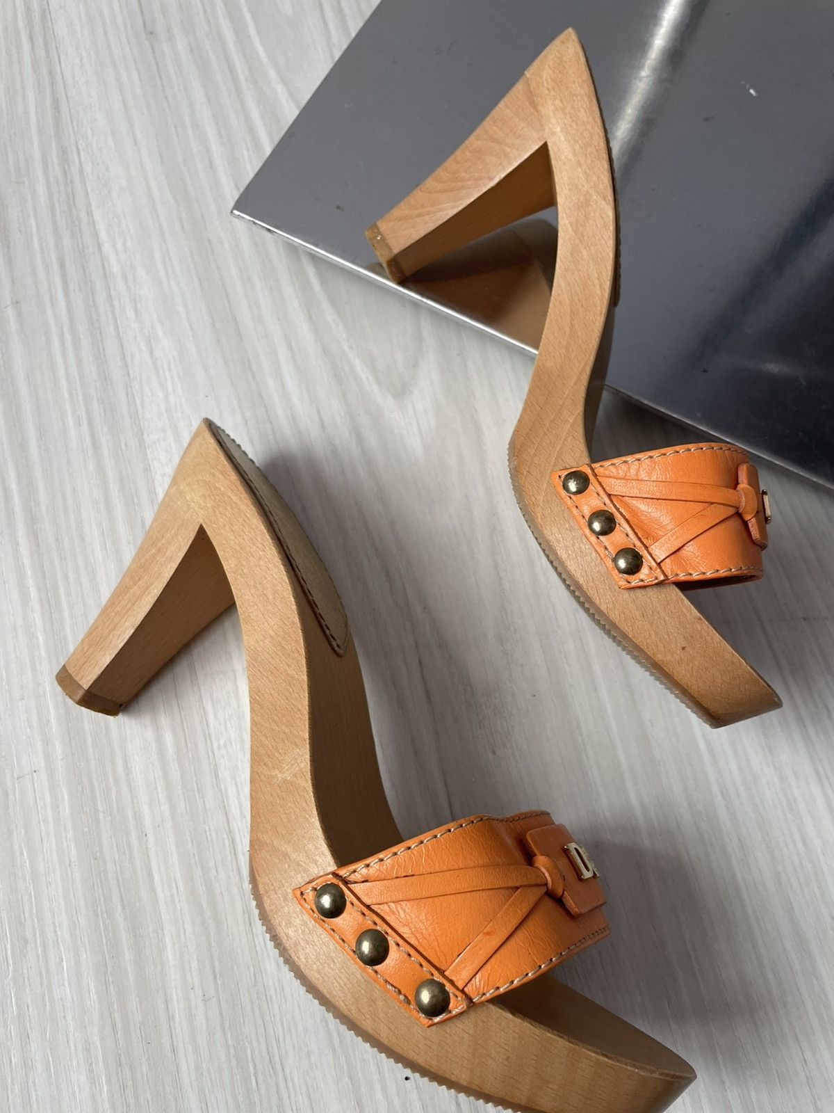Dolce & Gabbana Dolce Gabbana mules Size US 6.5 / IT 36.5 - 13 Thumbnail