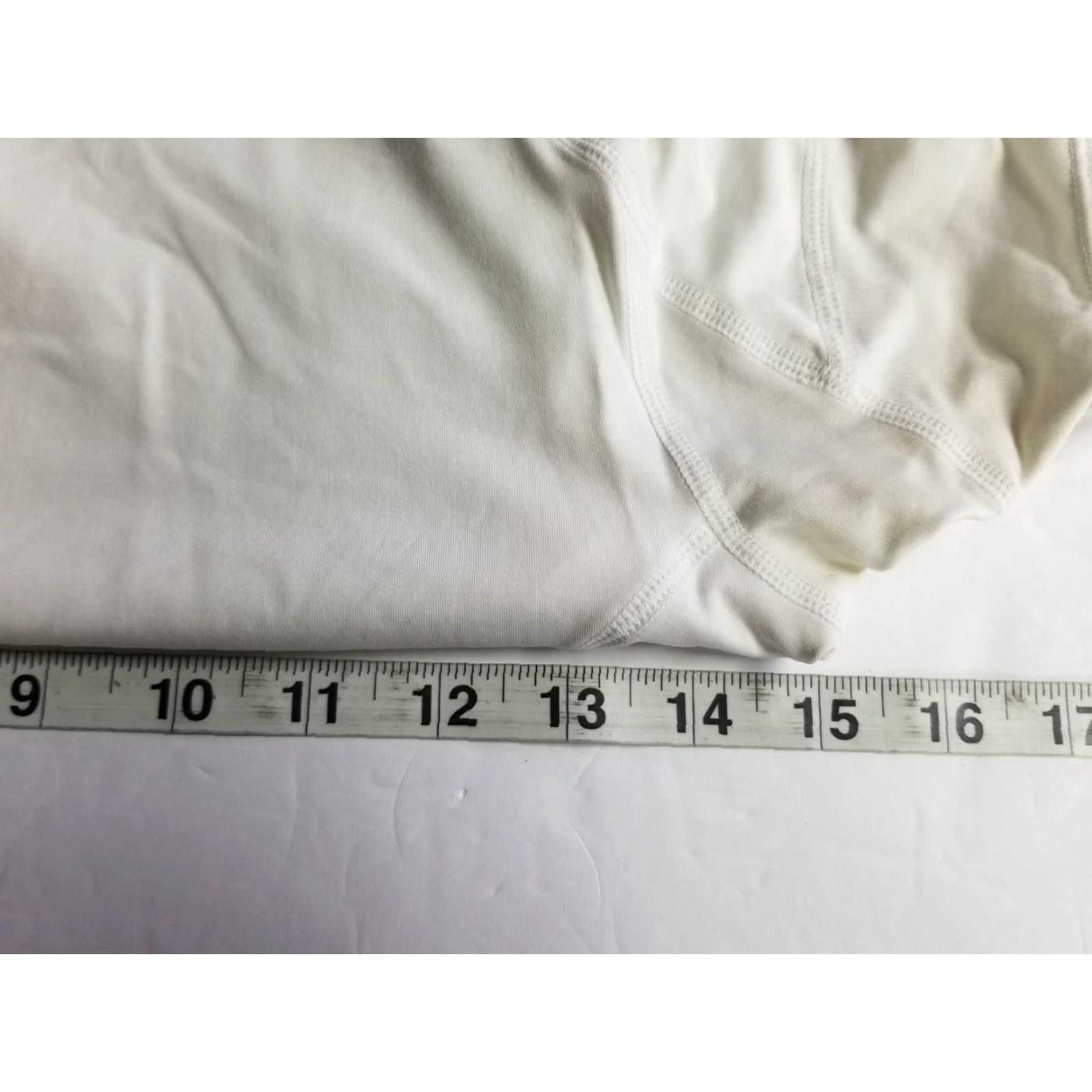 2XU 2XU Compression Shirt Women's Short Sleeve White Size M T-Shirt Breathable Moisture Wicking Quick Dry Athletic Sports Shirt Size M / US 6-8 / IT 42-44 - 4 Thumbnail