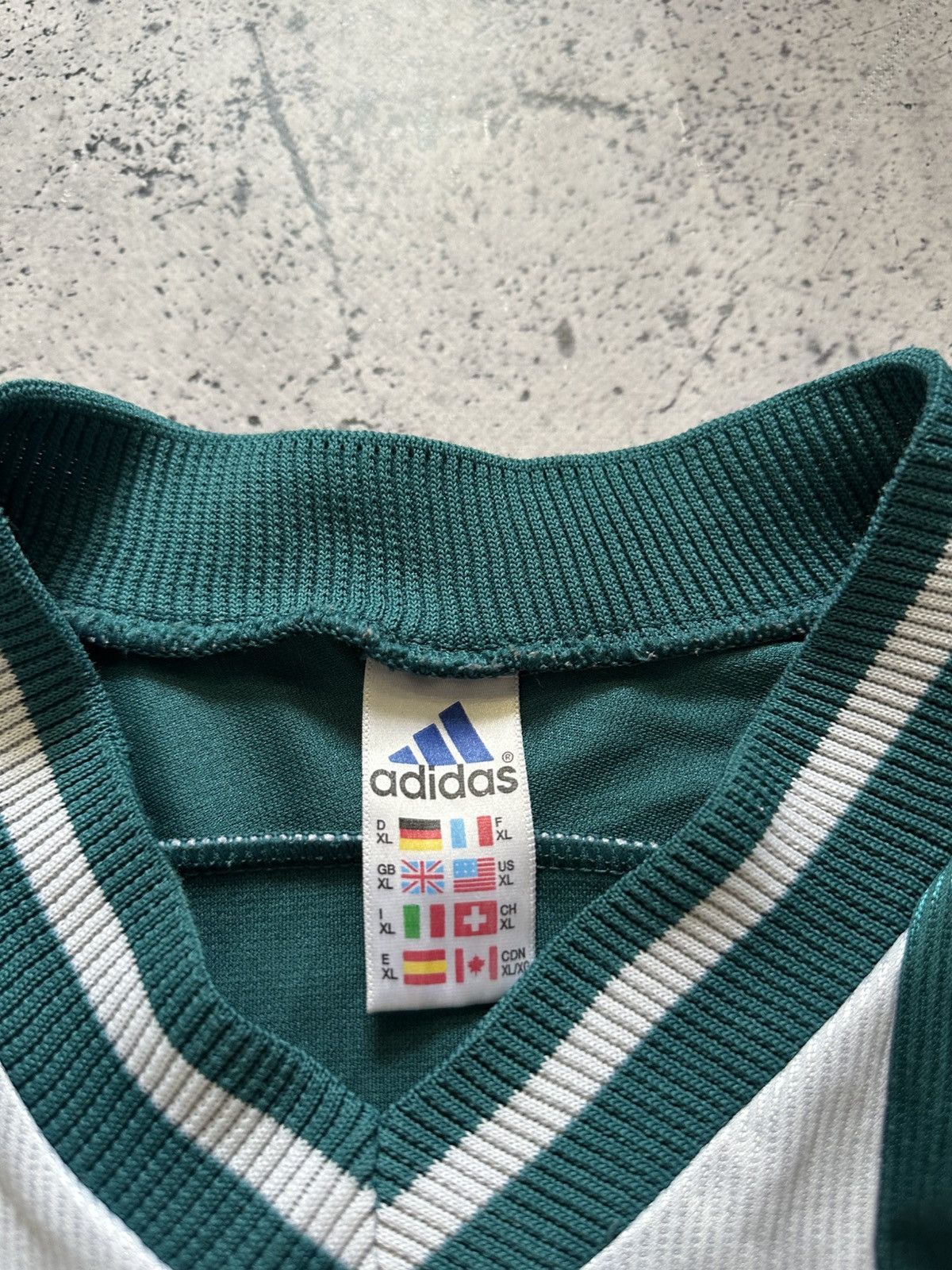 Adidas RARE🔥1998 Vintage Adidas Germany Deutscher Fussball Bund Size US XL / EU 56 / 4 - 5 Thumbnail
