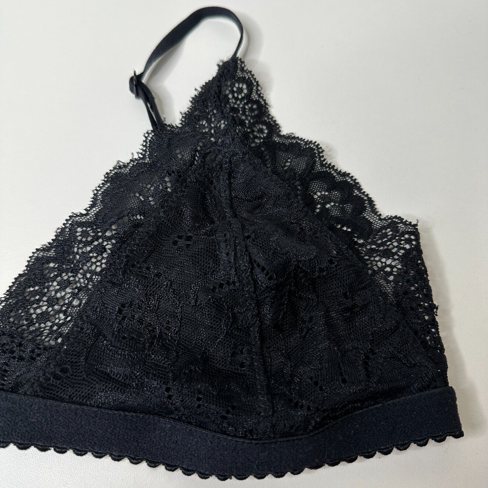 Aritzia Aritzia Talula Monterey Bralette Black Convertible Lace M Size M / US 6-8 / IT 42-44 - 2 Thumbnail