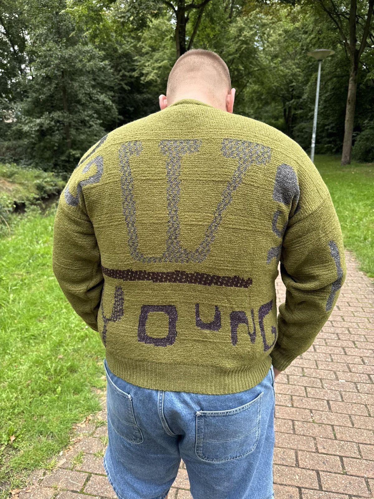 Hugo Boss Hugo Boss Green Knit Sweater “Young” Graphic – Olive Green Size US L / EU 52-54 / 3 - 9 Thumbnail