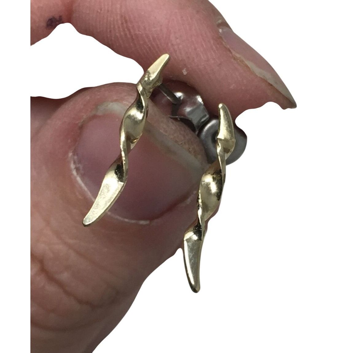 Other Women's Vintage Twisted Gold Tone Earrings with backs Size ONE SIZE - 2 Thumbnail