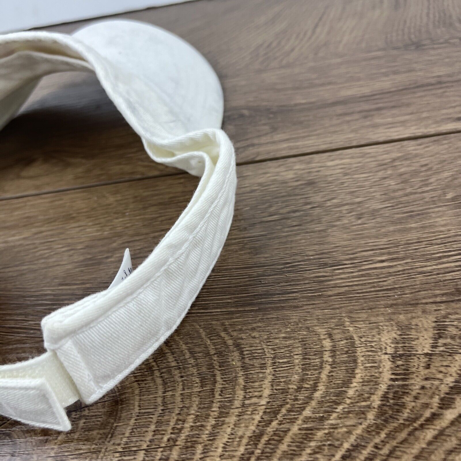 Gap GAP Visor Gap White Hat Adjustable Adult Size Hat White Cap Size ONE SIZE - 10 Thumbnail