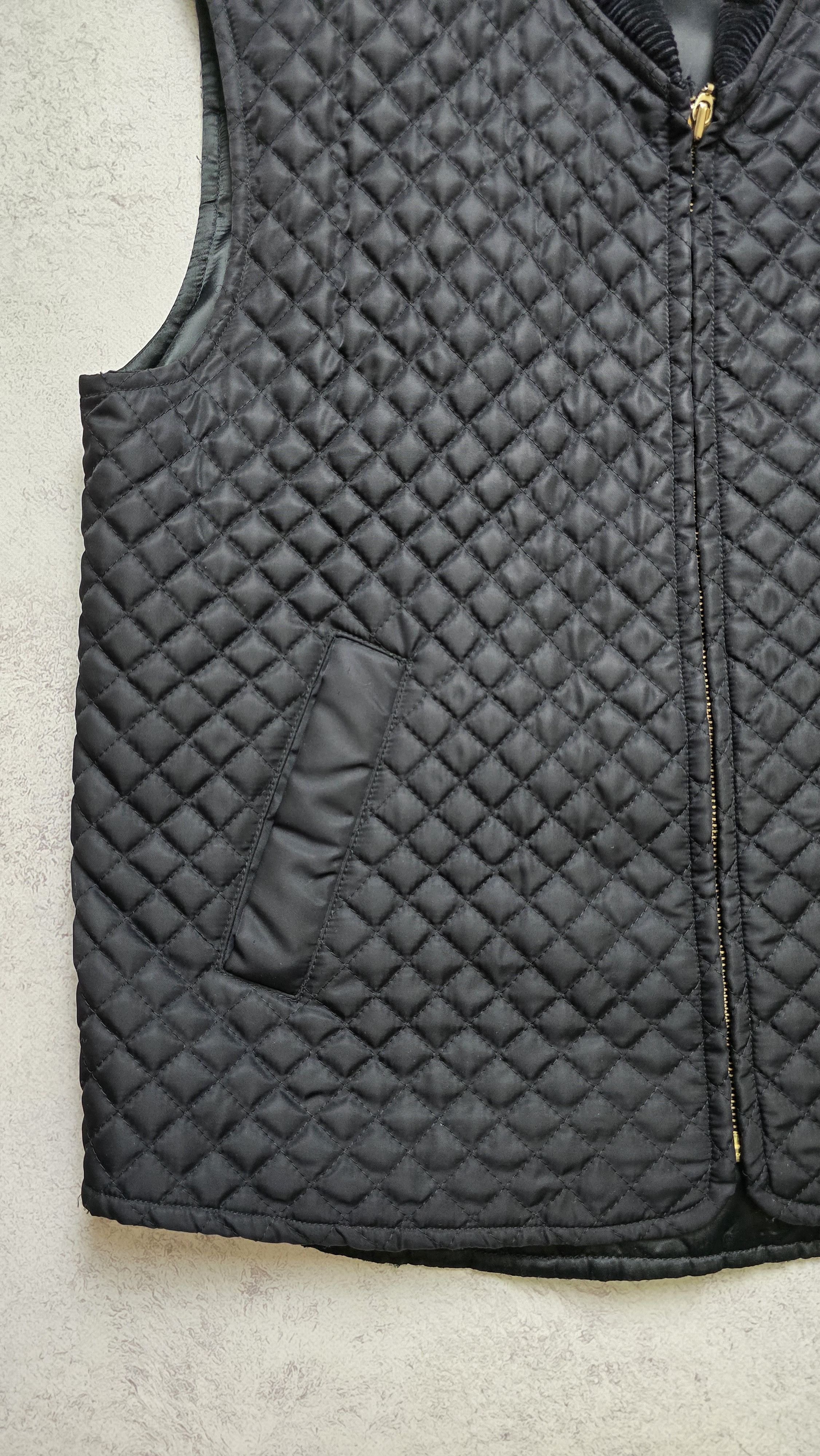 Burberry Vintage Burberry’s Quilted Vest Size L / US 10 / IT 46 - 4 Thumbnail
