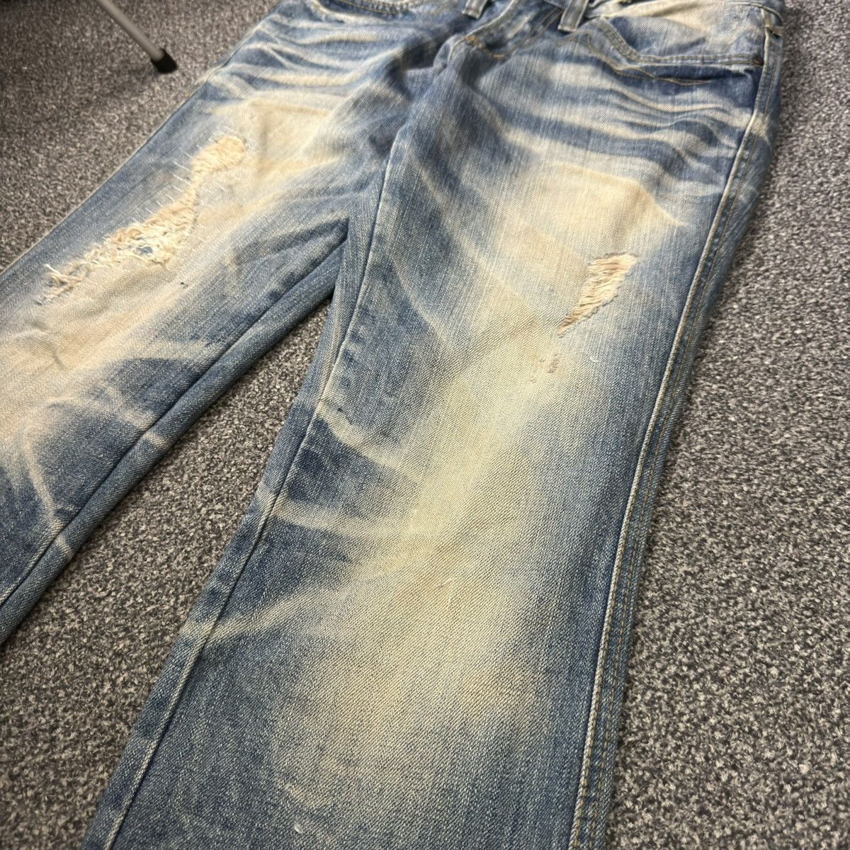 Beauty Beast Lolita Flared Distressed Exotic Heavy Faded Denim Jeans Size US 29 - 6 Thumbnail