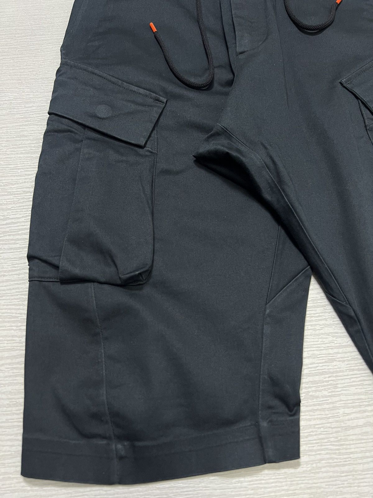 Errolson Hugh Nike ACG - Errolson Hugh - S/S16’ - Tech Cargo Shorts Size US 28 / EU 44 - 5 Thumbnail