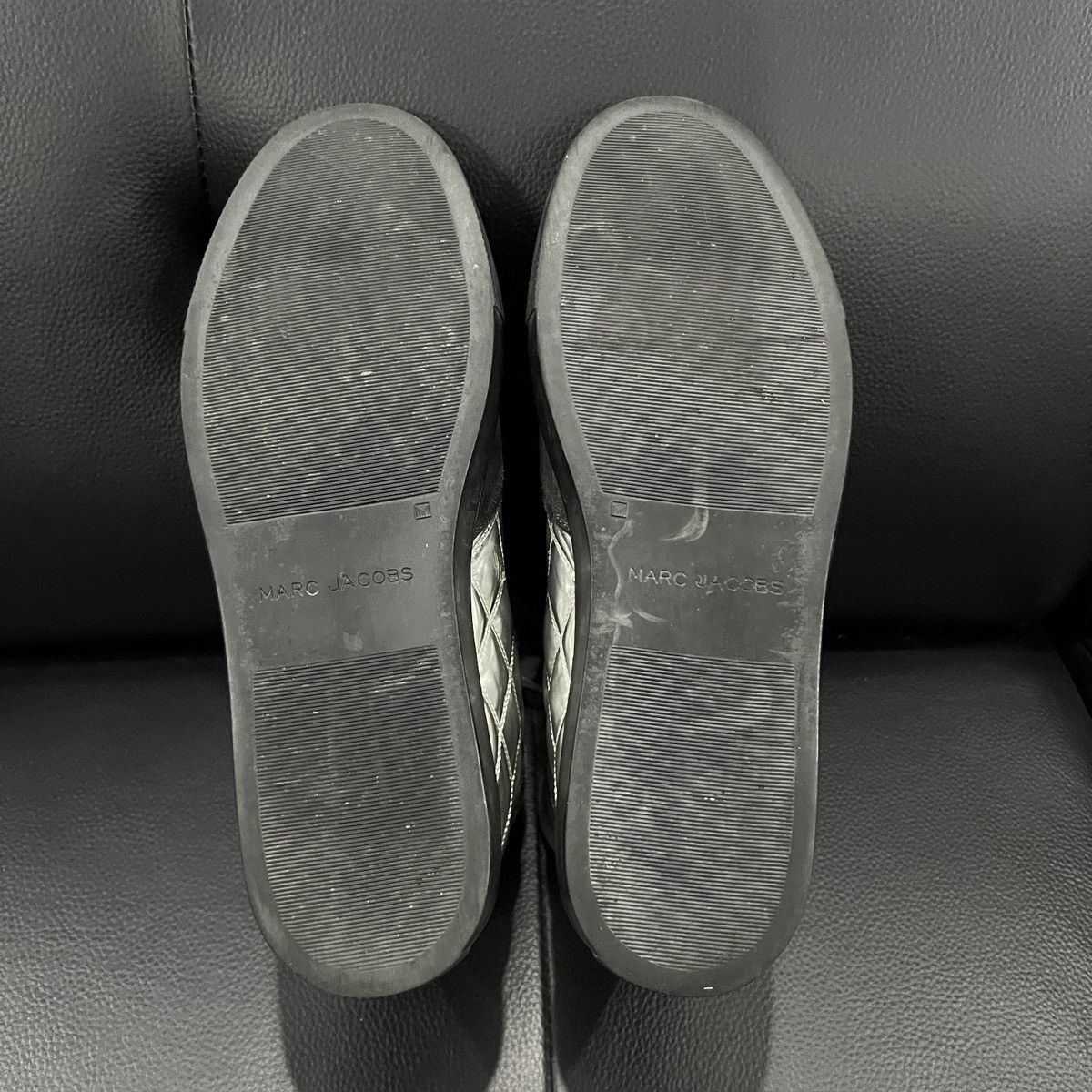 Marc Jacobs Marc Jacobs Metallic Suede High-Top Sneakers Size US 7 / EU 40 - 19 Thumbnail