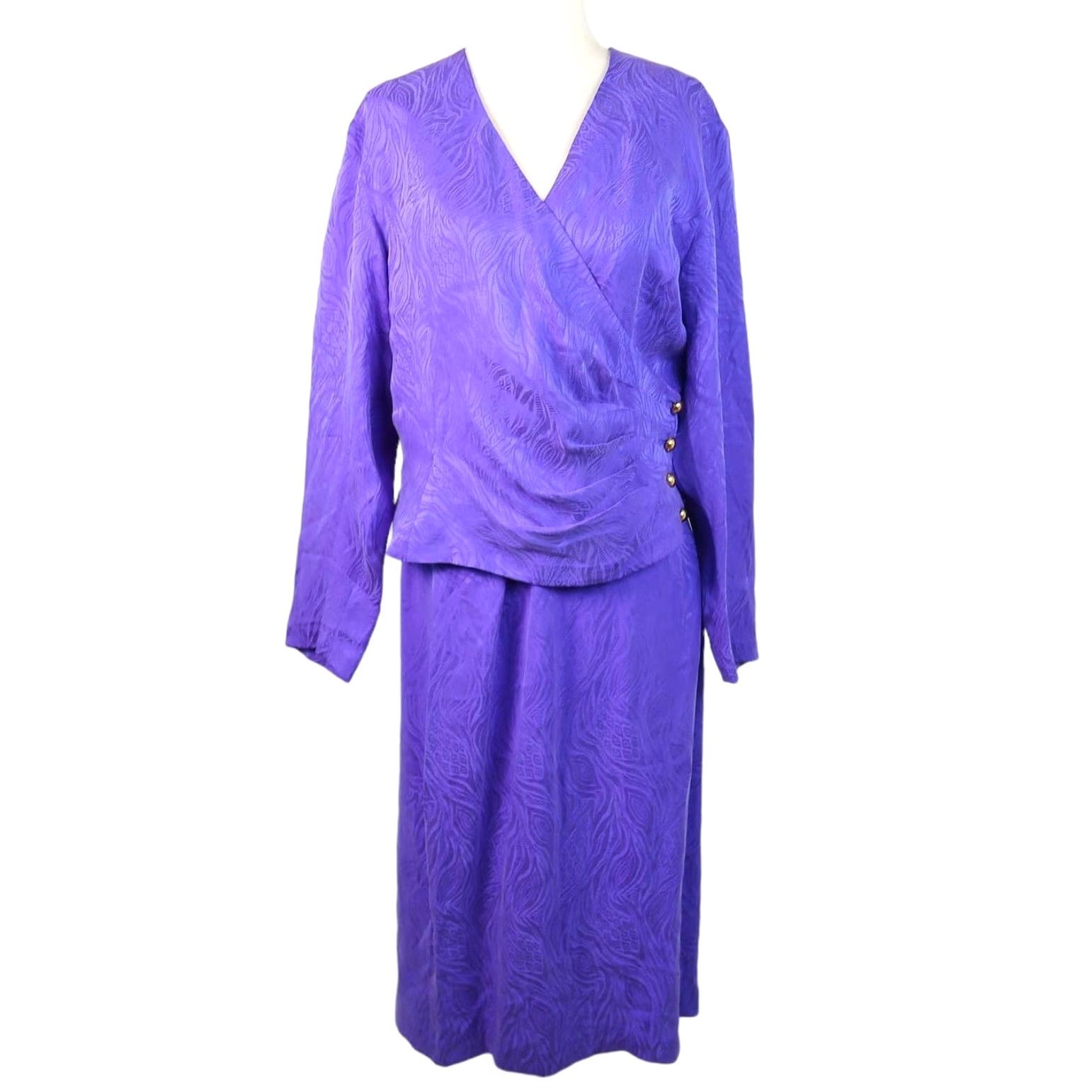 Vintage VINTAGE Argenti royal purple silk top and skirt suit set 12 1990s Cocktail Silk Women’s Dress Suit Size XL / US 12-14 / IT 48-50 - 2 Thumbnail