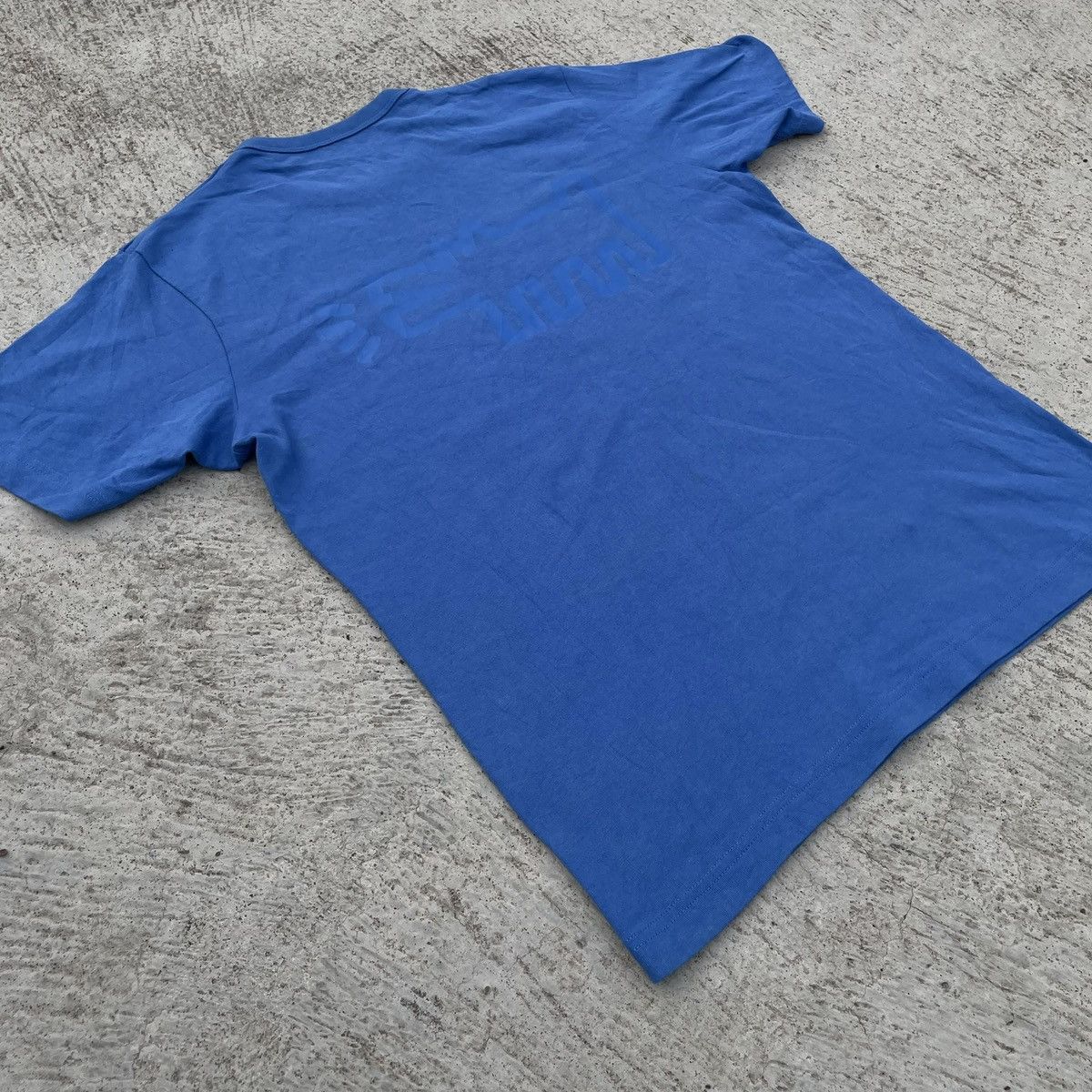 Keith Haring × Uniqlo Keith haring Size US M / EU 48-50 / 2 - 14 Thumbnail