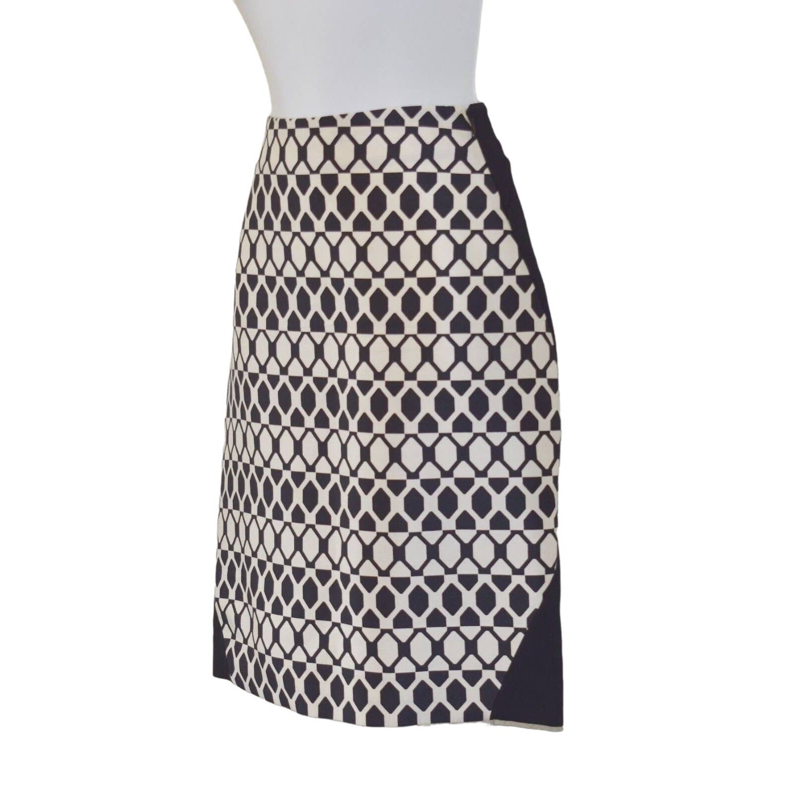 Diane von Furstenberg A5 DIANE VON FURSTENBERG Emma Mikado Pencil Skirt Size 4 Size 27" / US 4 / IT 40 - 2 Thumbnail