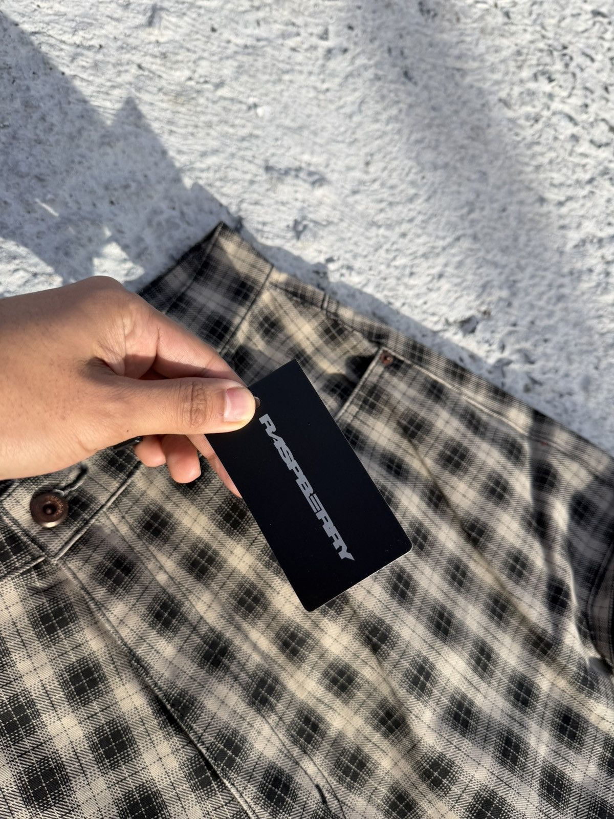 The GV Gallery Raspberry Hills Plaid Cargos Size US 32 / EU 48 - 2 Thumbnail